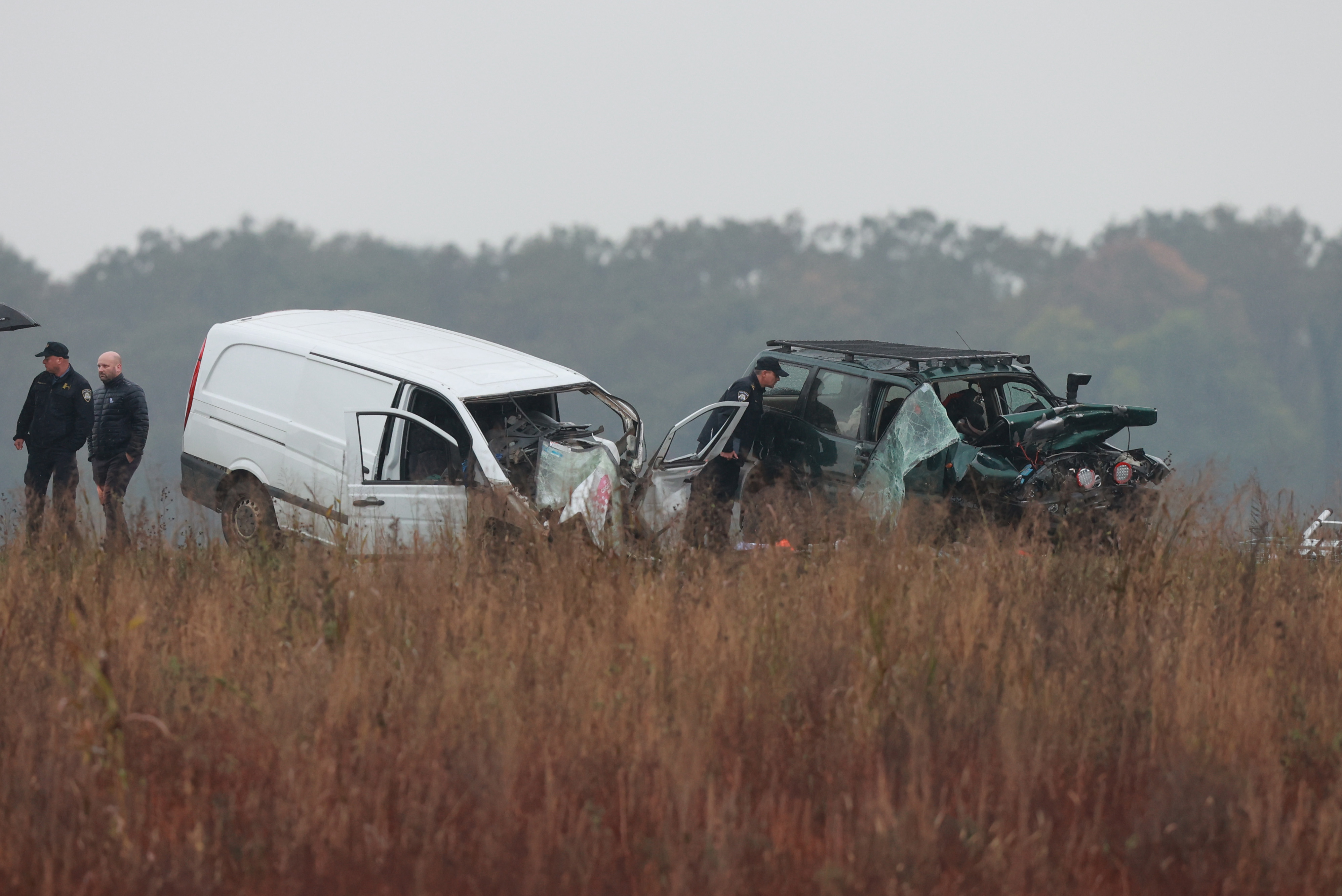 Vučna služba uklanja Banožićev terenac nakon nesreće u kojem je jedna osoba poginula