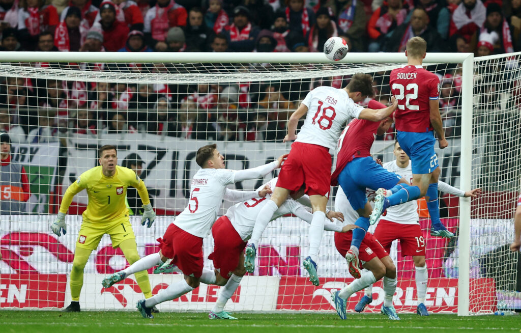 1700255789-2023-11-17T210939Z_1112025289_UP1EJBH1MS1BS_RTRMADP_3_SOCCER-EURO-POL-CZE-REPORT-1024x654.jpg
