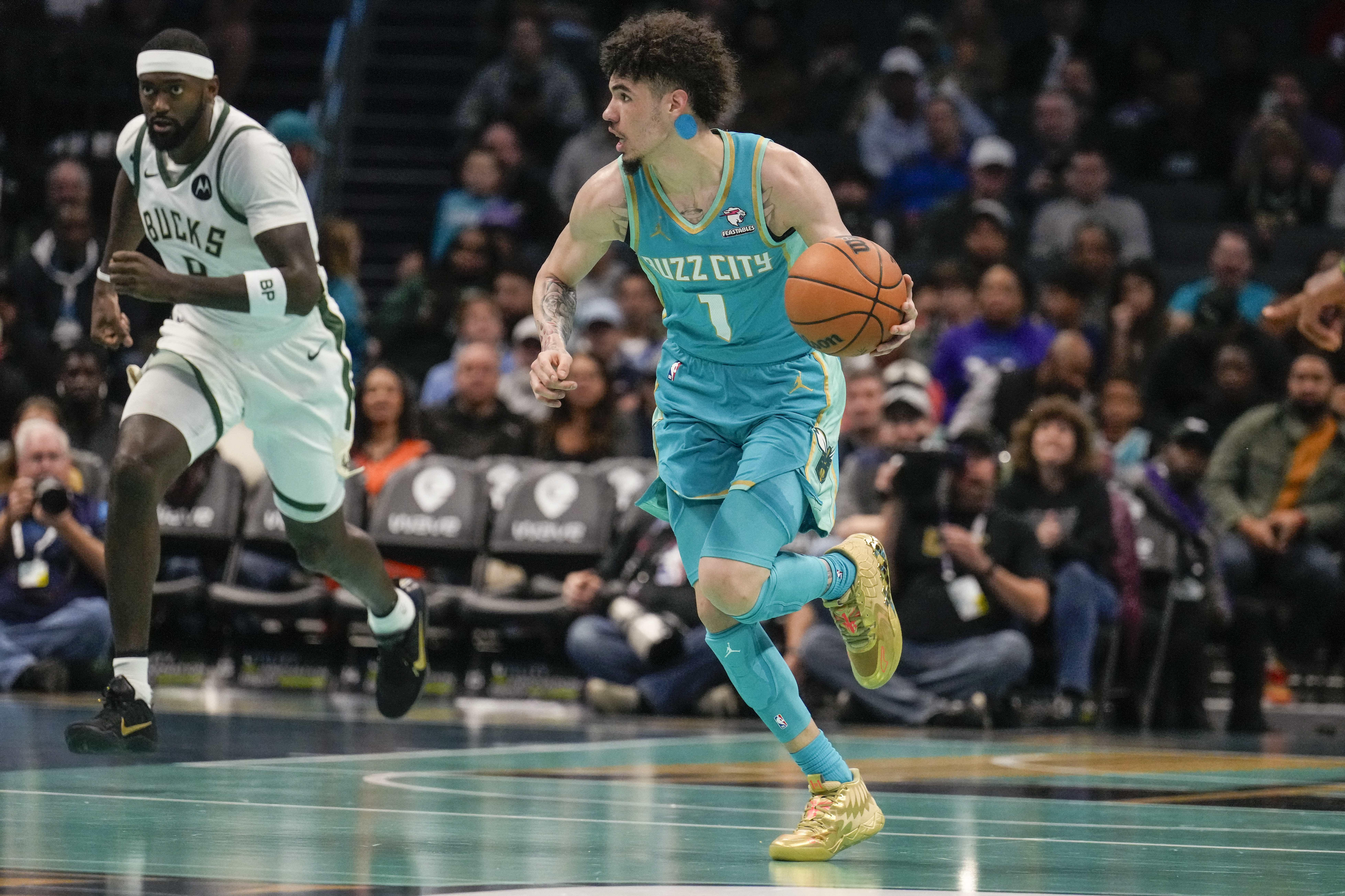 NBA: Milwaukee Bucks at Charlotte Hornets