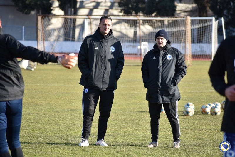 b51c5f00235152180f6c228ad2cac582