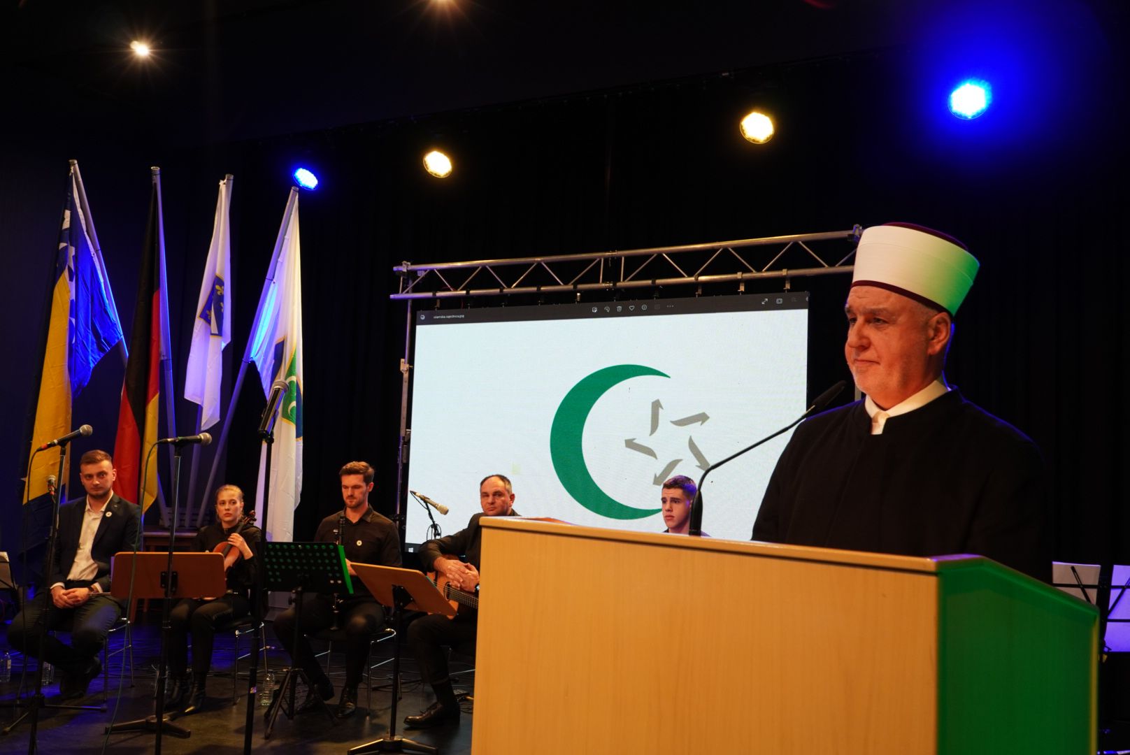 Reisul-ulema Kavazović u Minhenu povodom Dana državnosti: Još uvijek vodimo veliku borbu za BiH