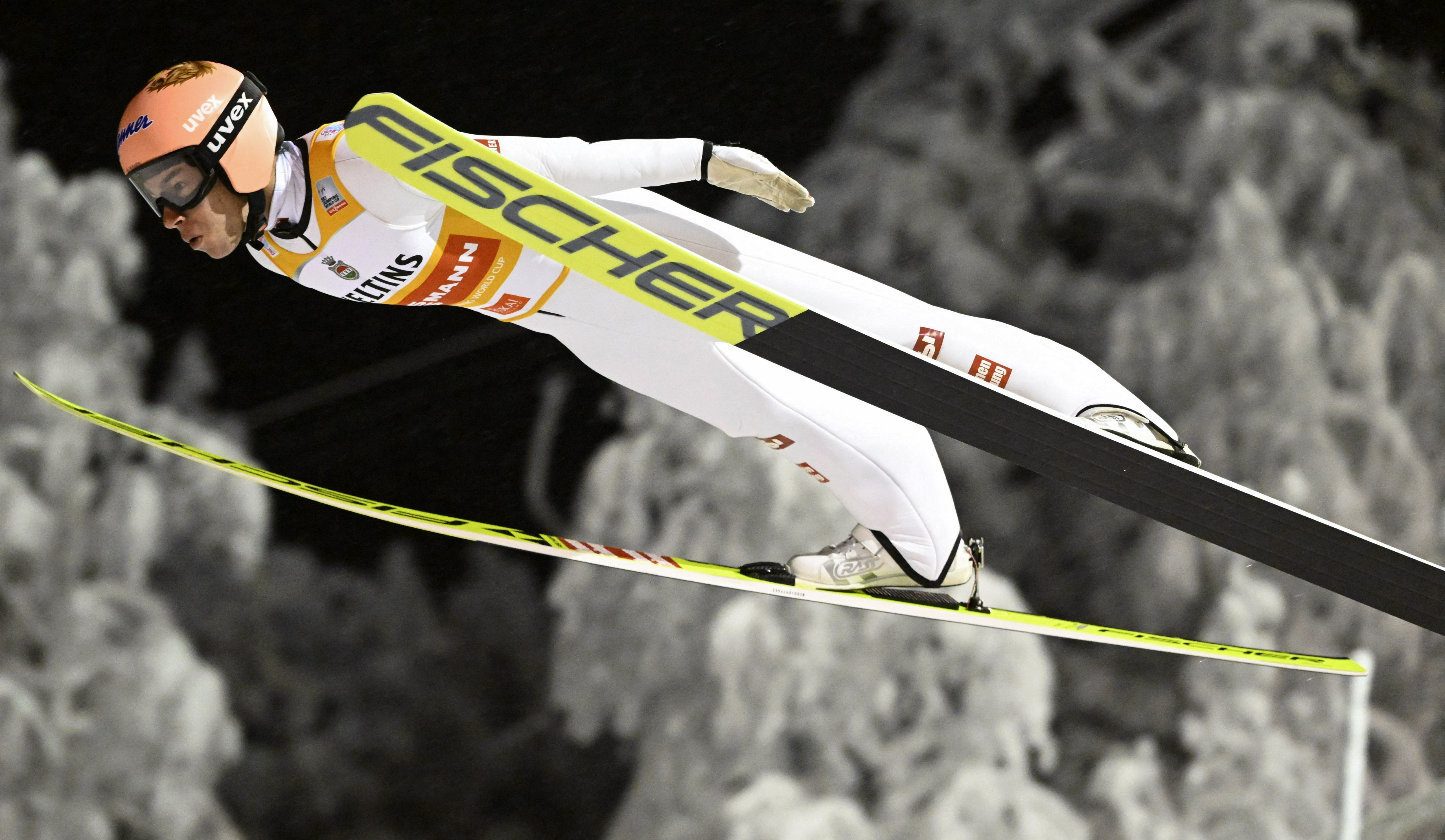 SKI-NORDIC-WORLD-FIN-JUMPING-MEN