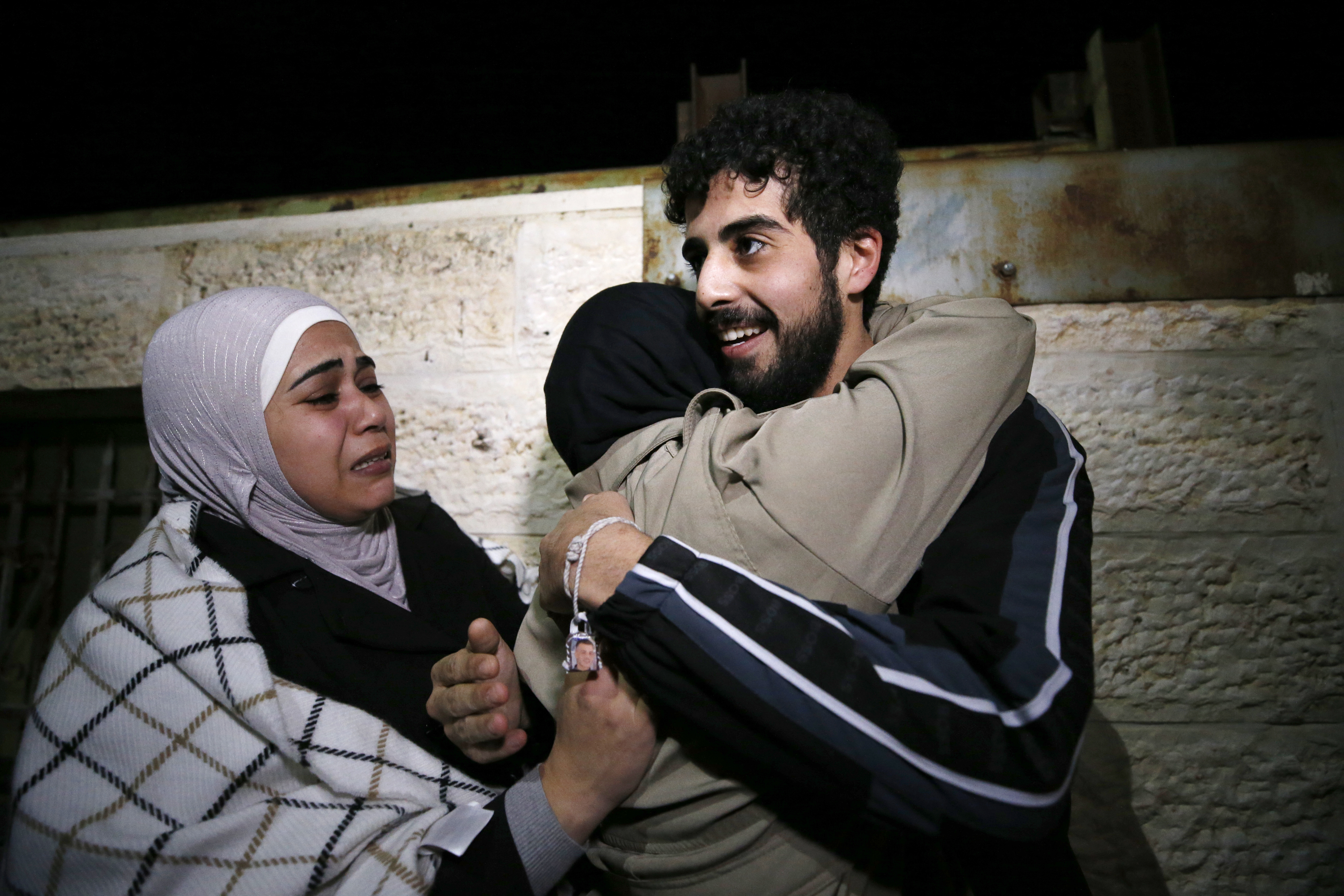 Hamza, maloljetnik oslobođen iz izraelskog zatvora, odrastao je iza rešetaka