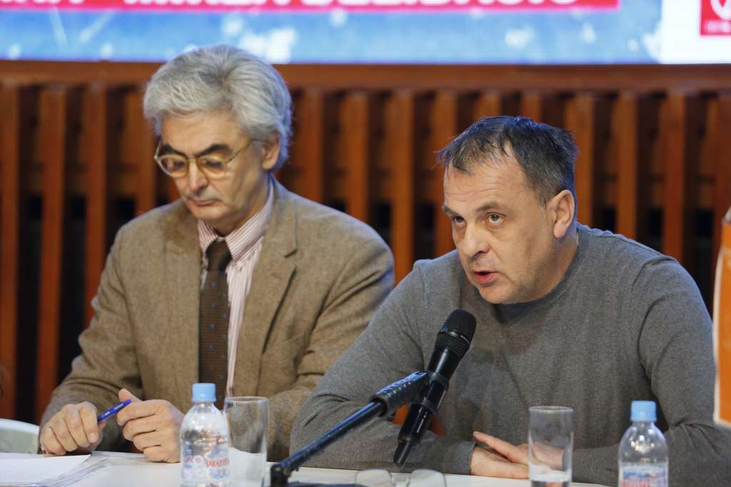 l_cd6fe2d5d15de2e40dc8e8cbcead0e34