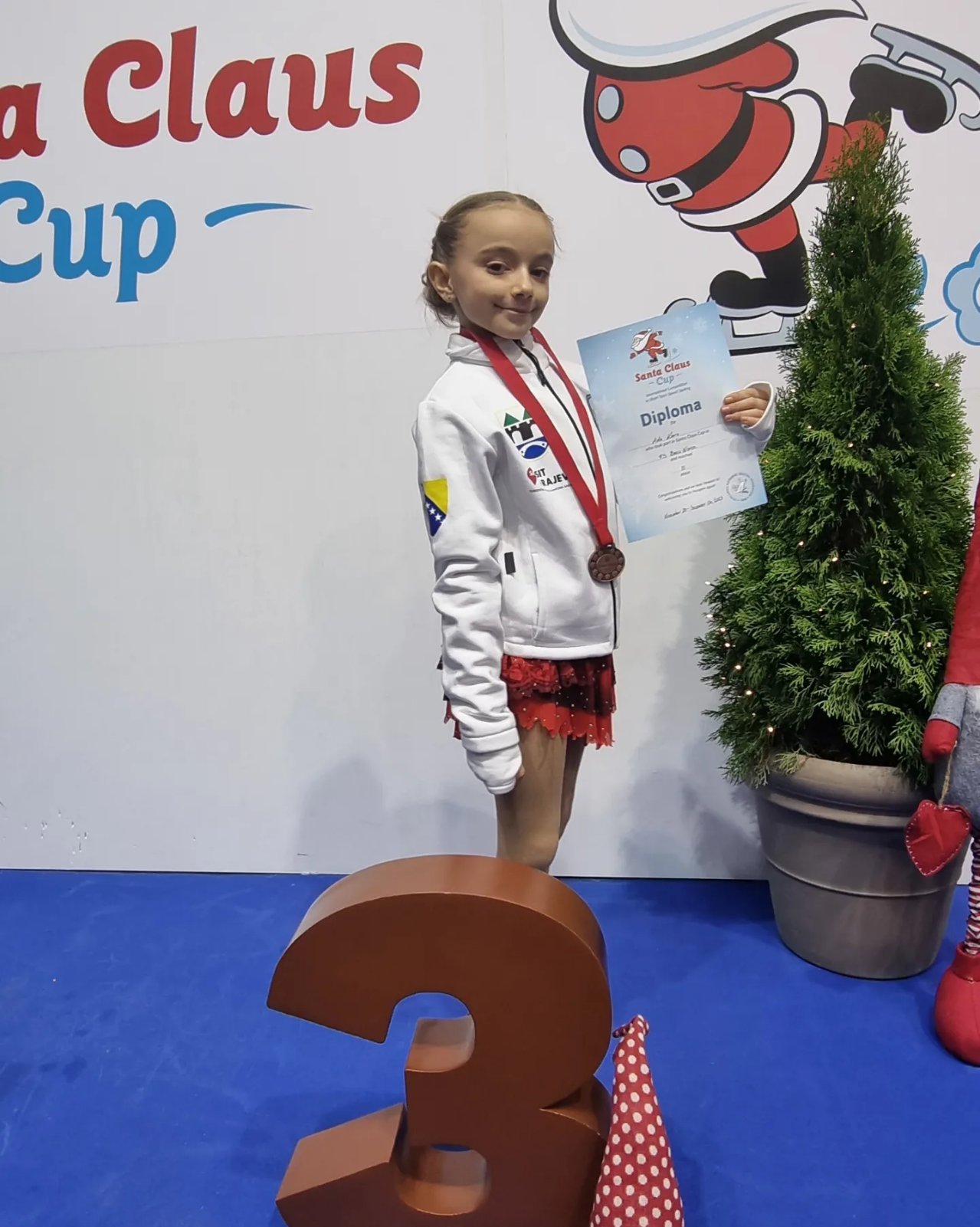 IMG-70bf5d41af945424dd28c75dd11ff090-V