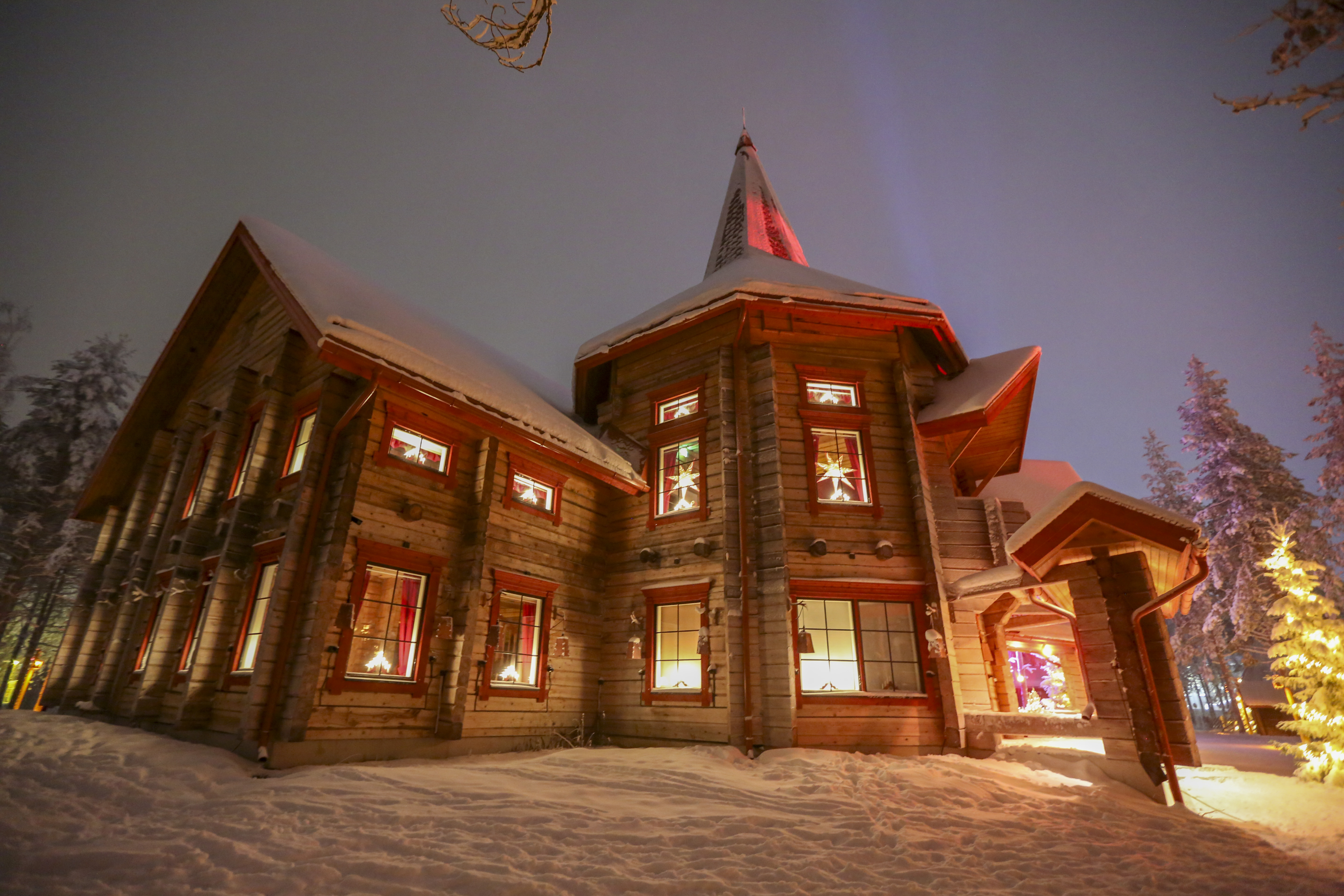 Bajkoviti finski grad Rovaniemi, snježni dom Djeda Mraza