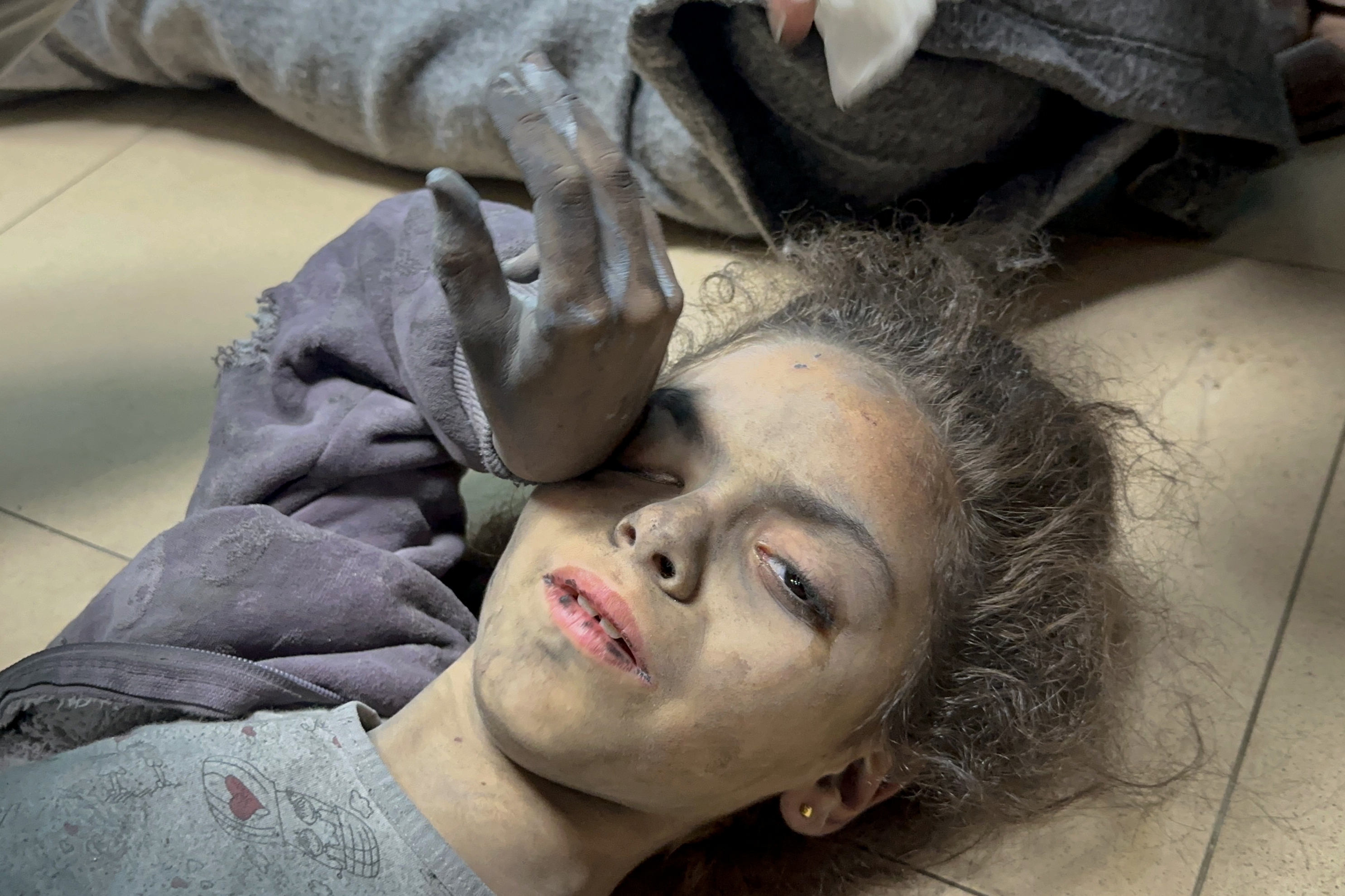 Palestinska djevojčica spašena ispod ruševina: Želim svoju mamu i porodicu