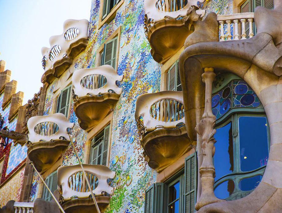 62694629-casa-batllo