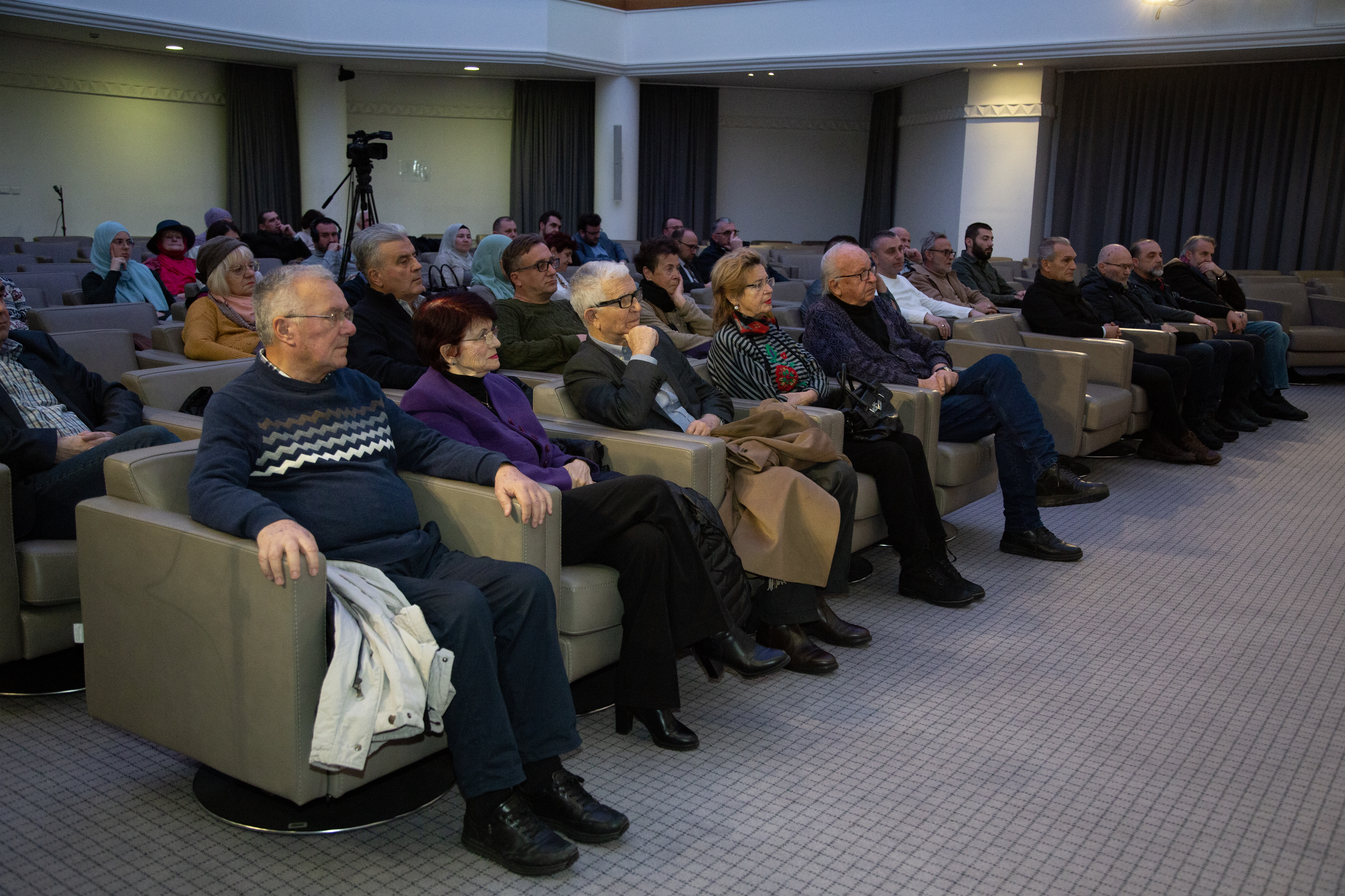 U Sarajevu održana tribina “Muslimanske rezolucije u Bosni i Hercegovini u II svjetskom ratu”