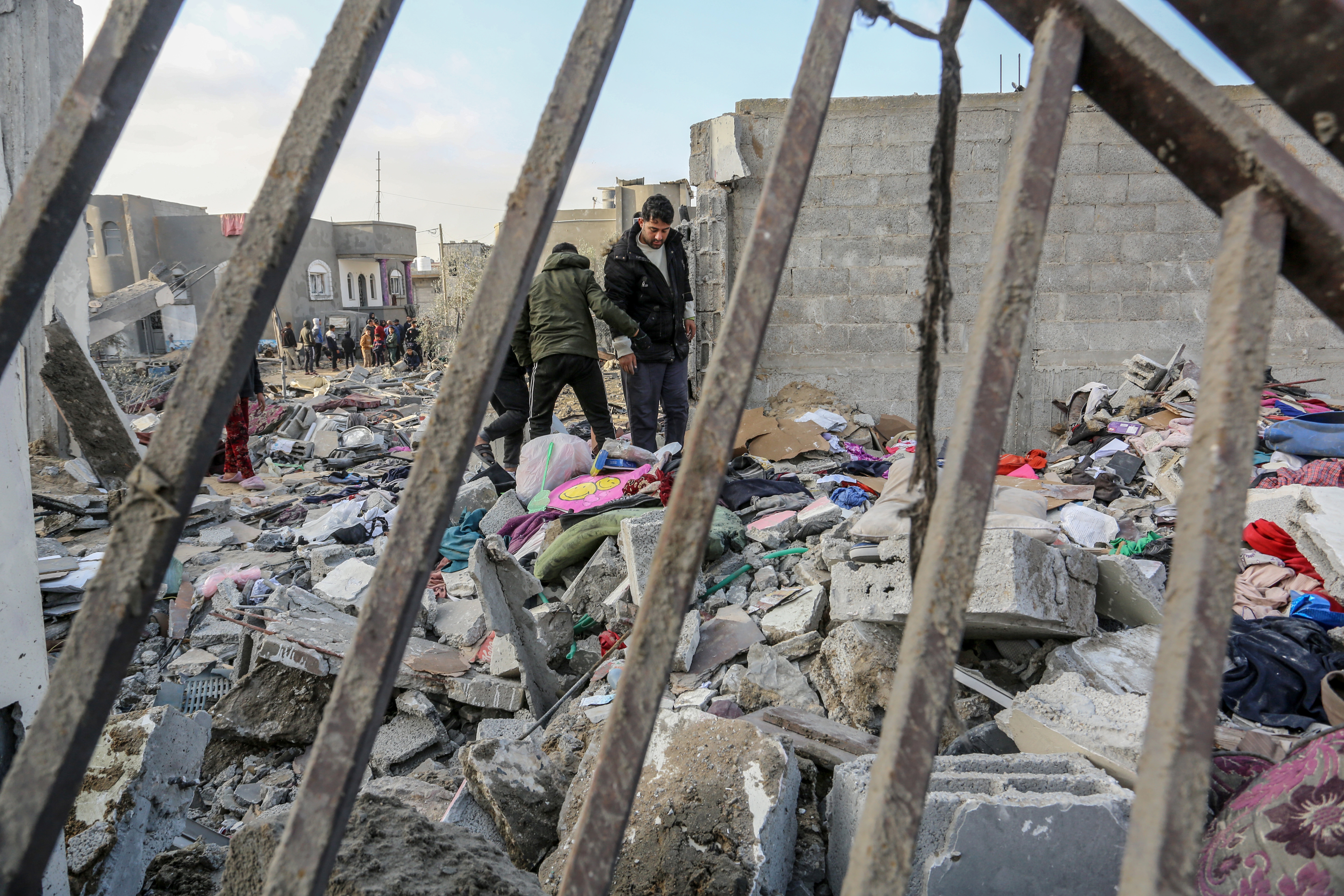 Nastavljeni izraelski napadi na Pojas Gaze