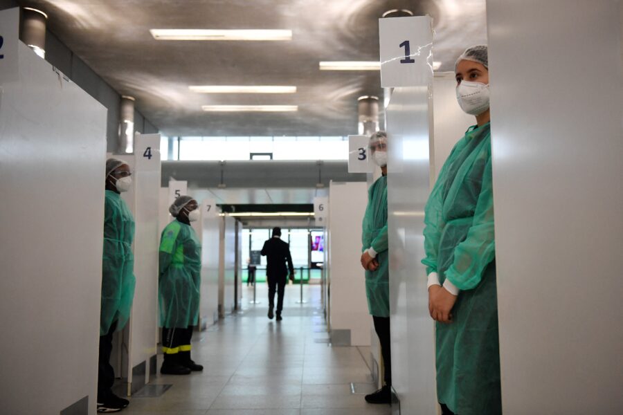 FRANCE-CHINA-HEALTH-VIRUS