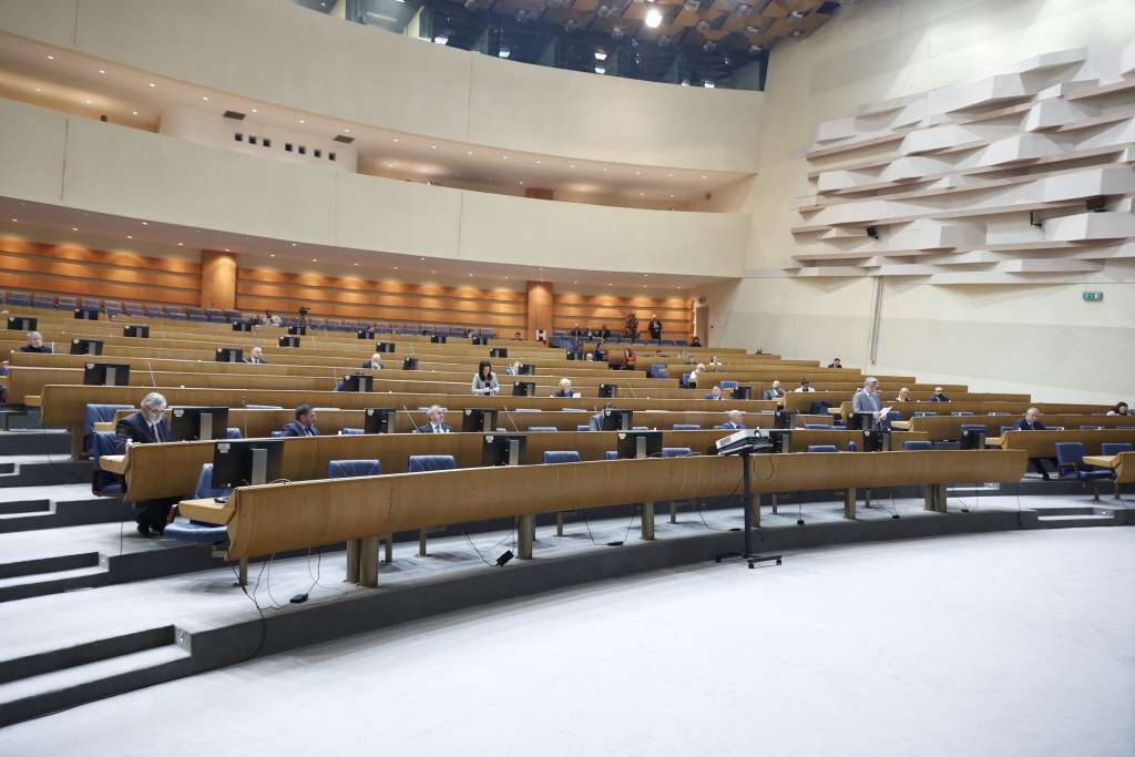 l_af1d66a217f38273e2c98f77f8c81946