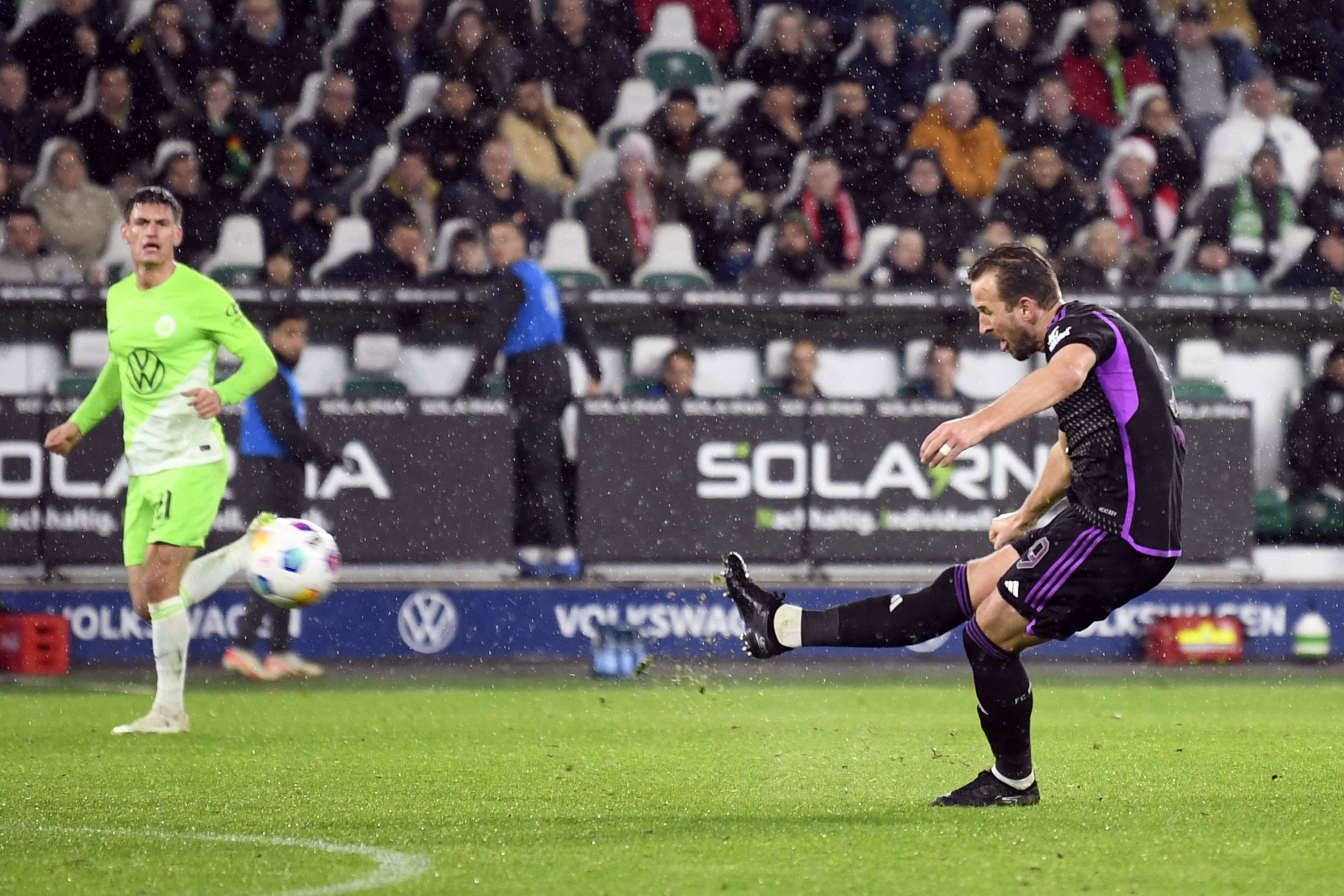 Bundesliga - VfL Wolfsburg v Bayern Munich