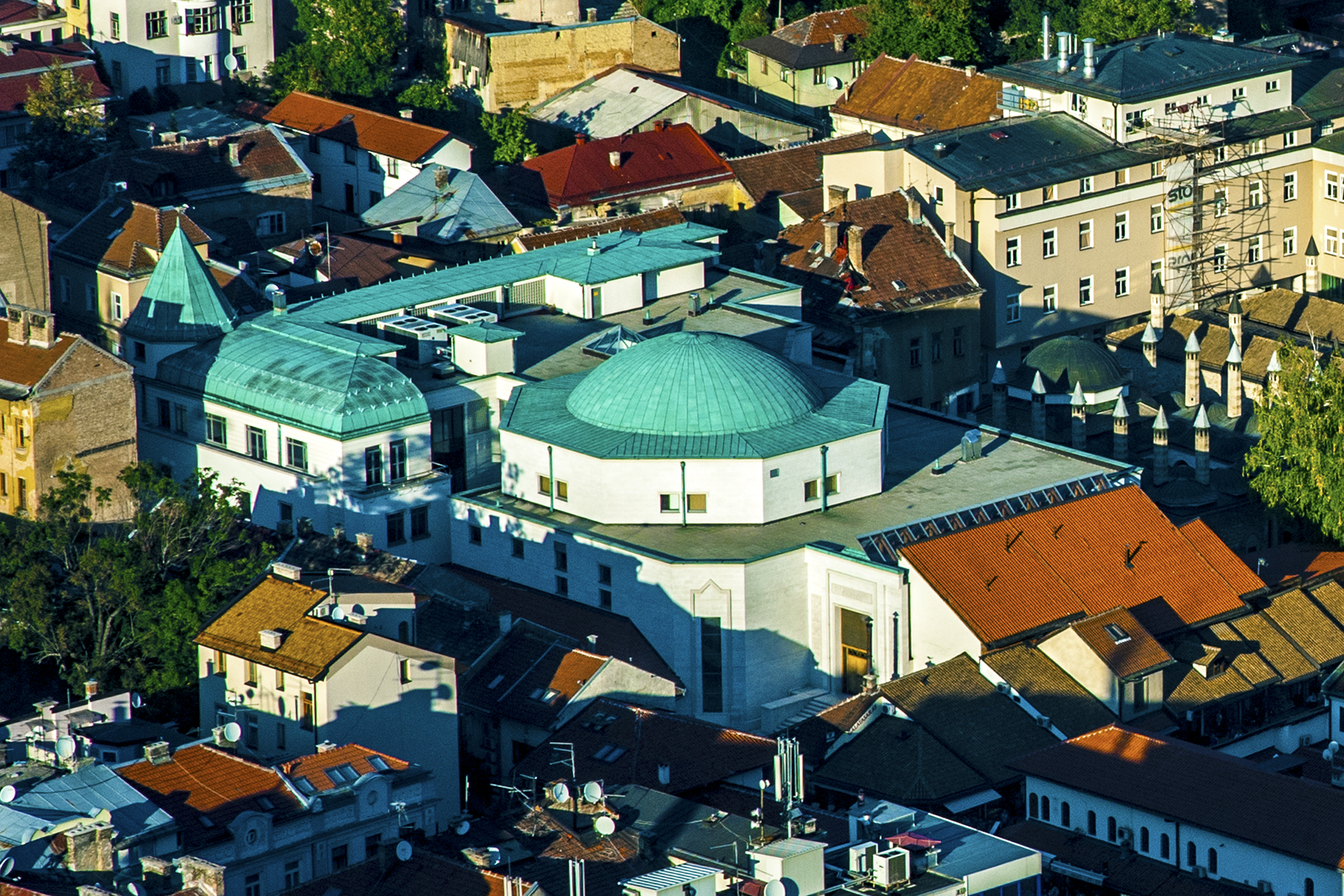 1.-Obnovljena-Gazi-Husrev-begova-biblioteka-na-Bas-Carsiji