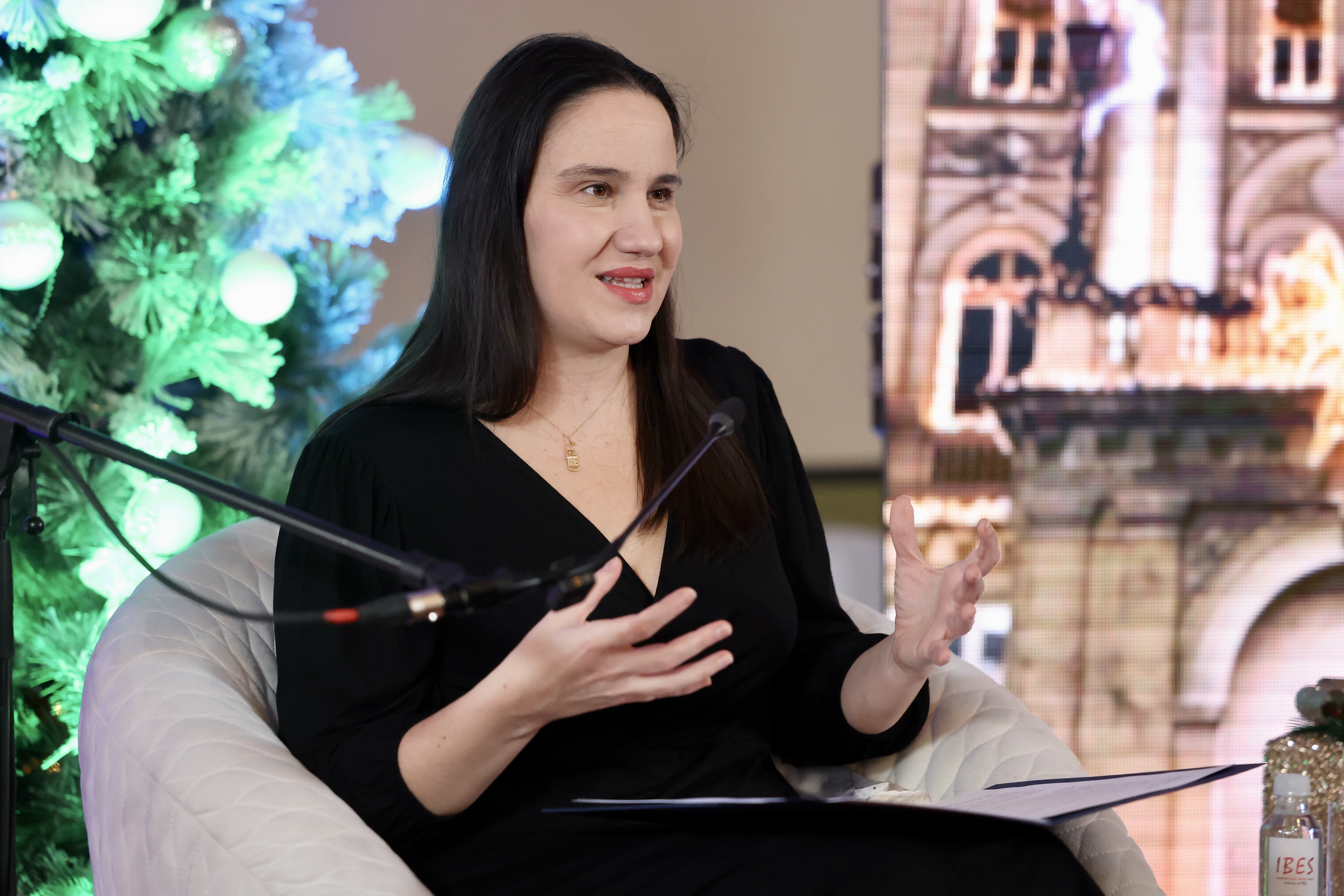 benjamina karic (14)