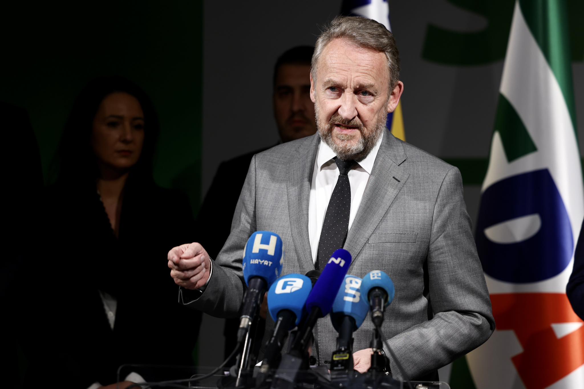 Bakir-izetbegović-412756765_1764733853940642_7751808134725889200_n