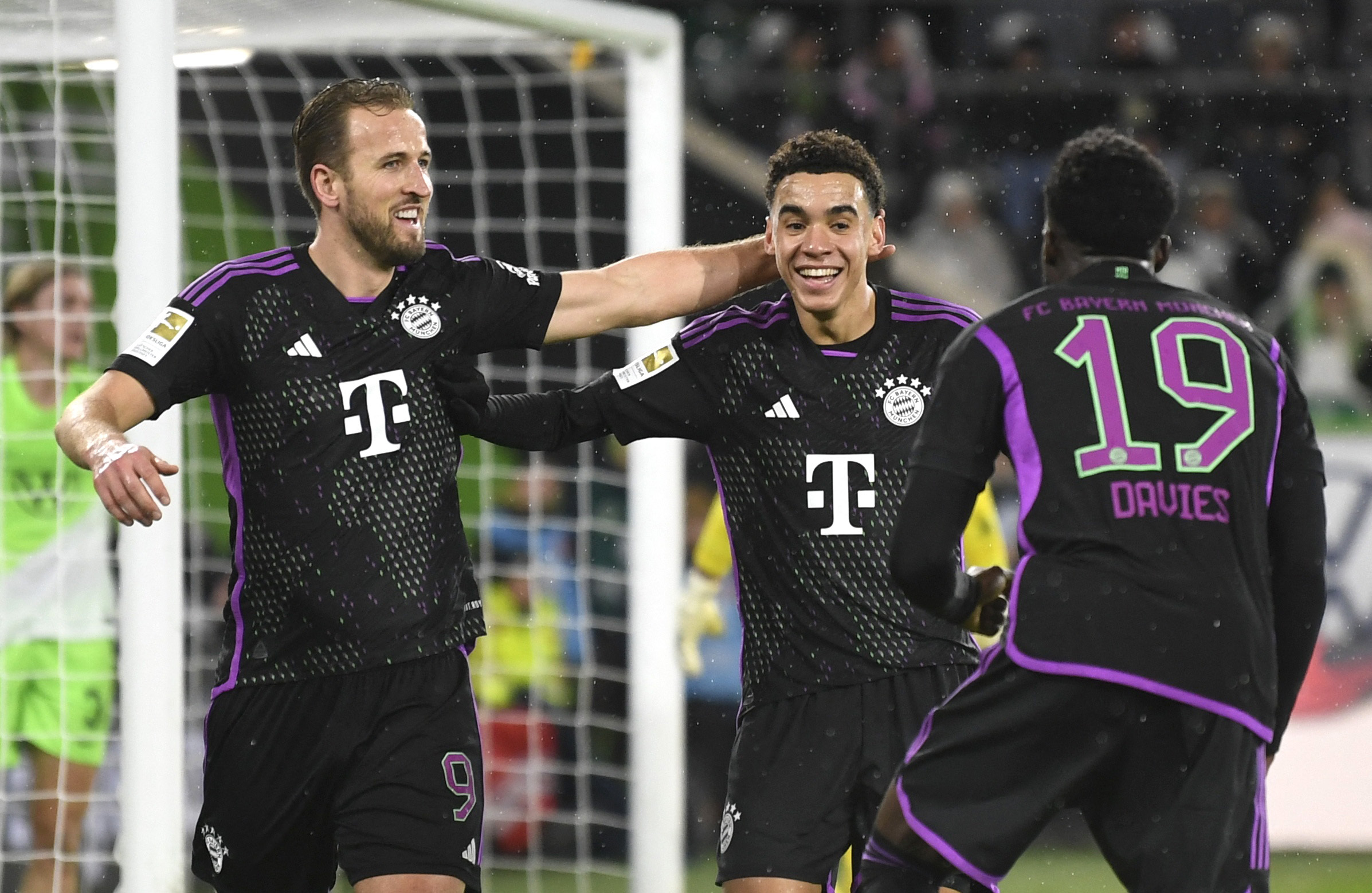 Bundesliga - VfL Wolfsburg v Bayern Munich