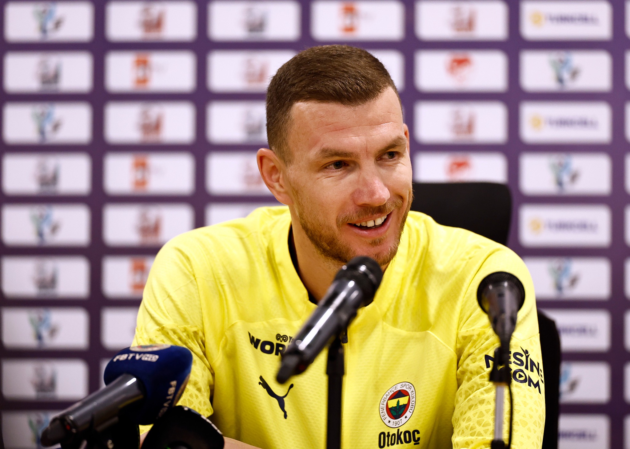 edin dzeko 22