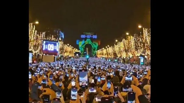 Nova-godina-u-parizu--e1704222133166