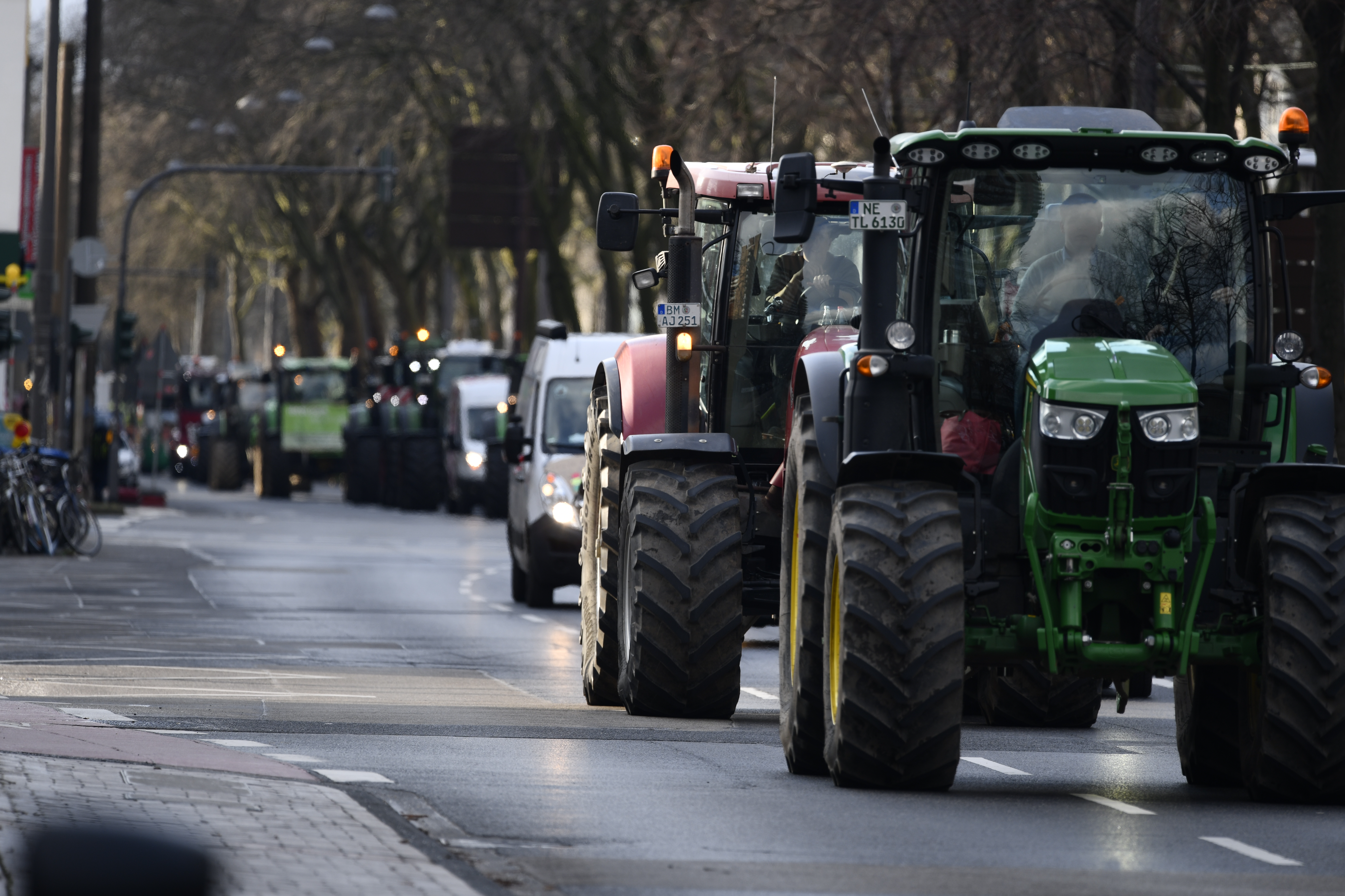 Njemačka: Hiljade farmera blokirale puteve zbog smanjenja subvencija