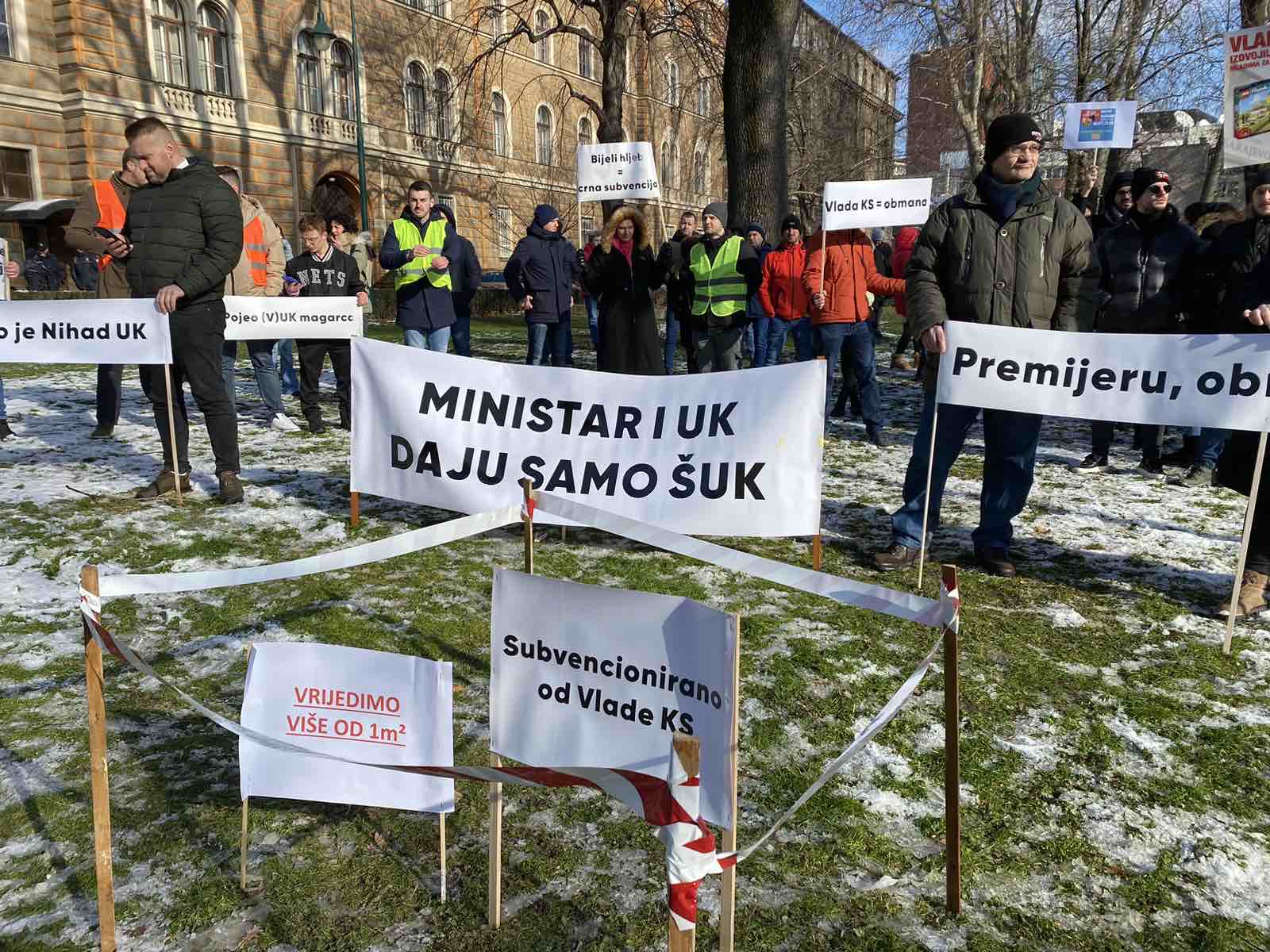 mladi protesti subvencije stan