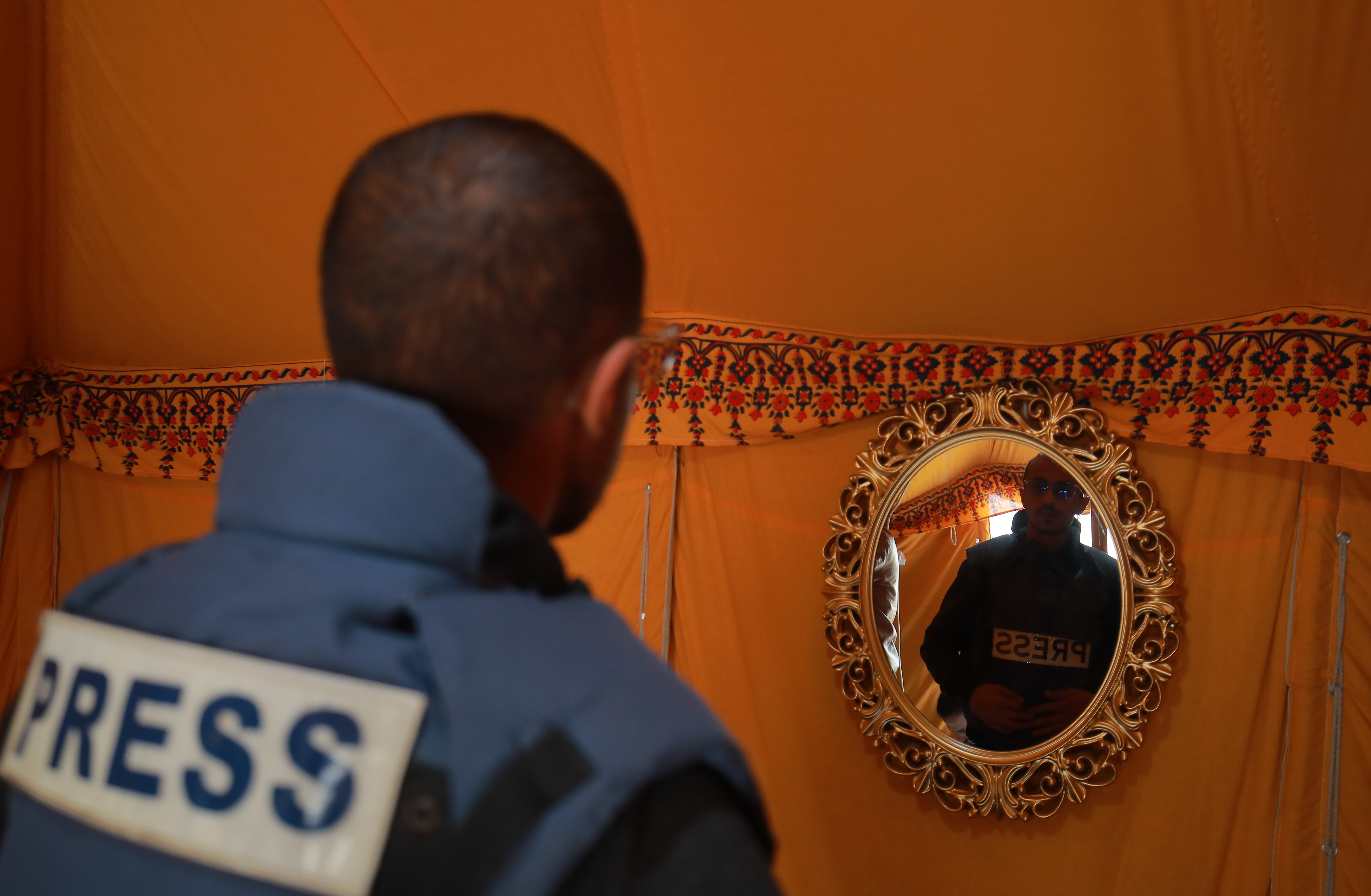 Palestinski fotoreporter dokumentira zločine Izraela u Gazi uprkos borbi sa rakom