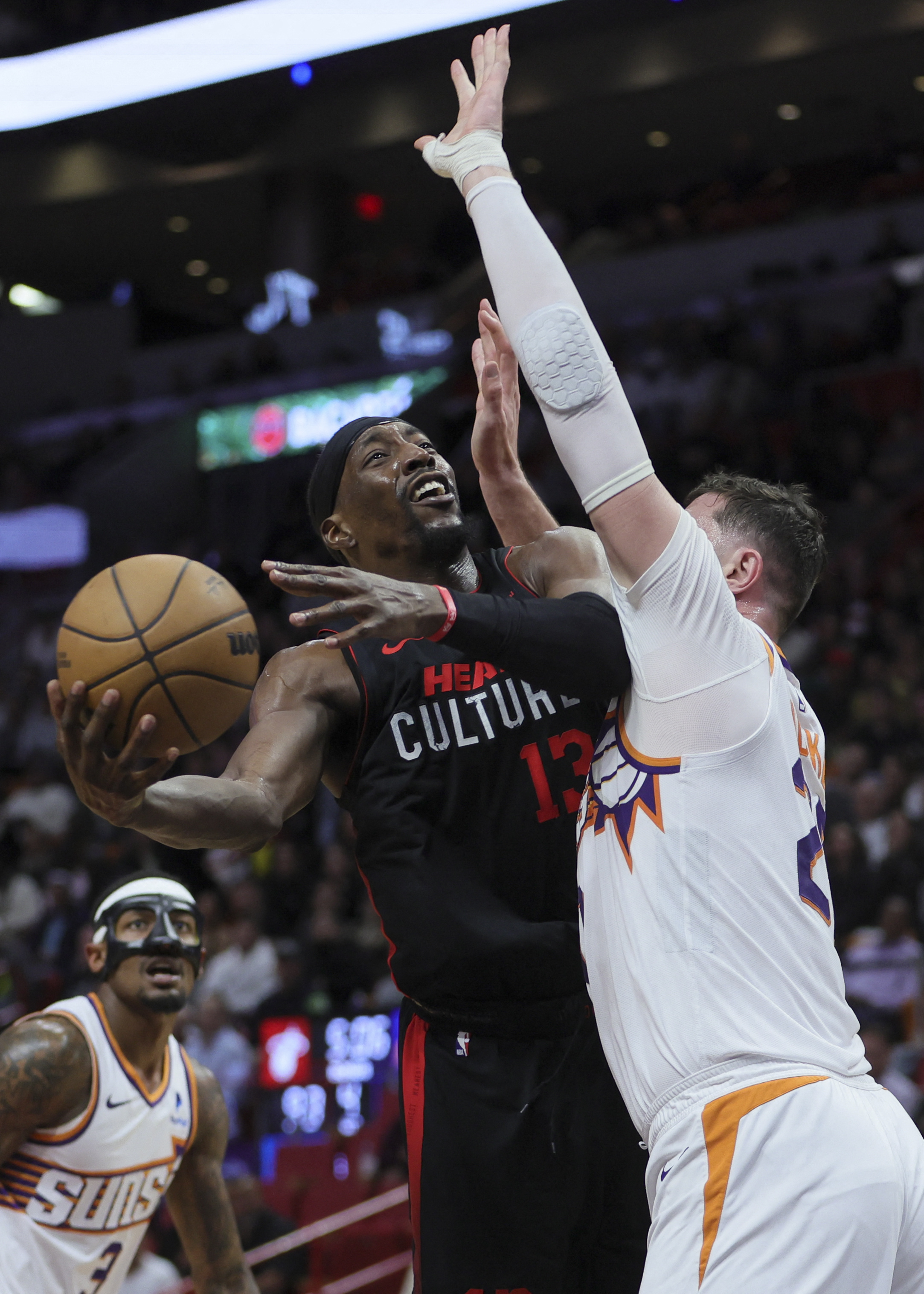 NBA: Phoenix Suns at Miami Heat