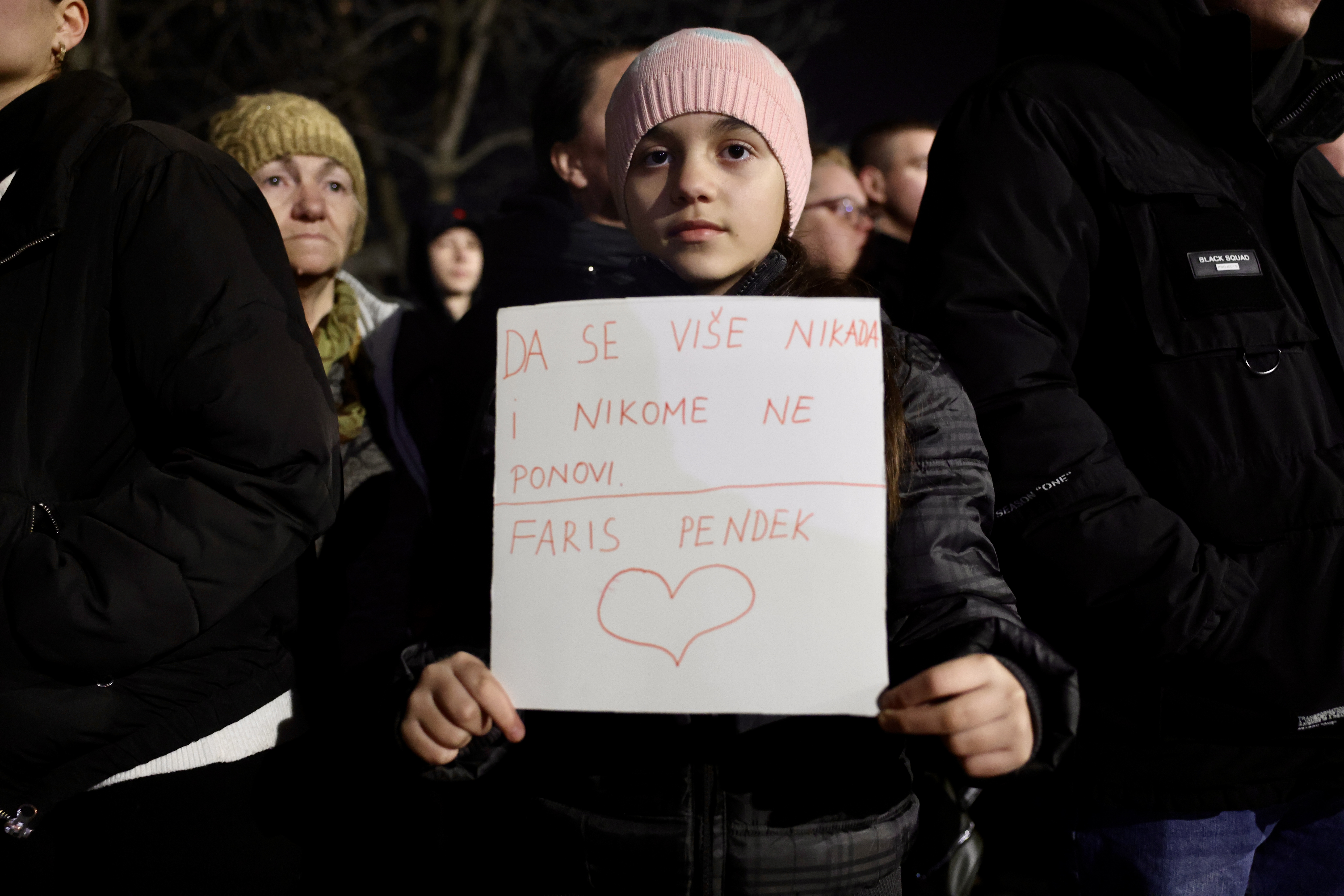 protesti faris pendek 11