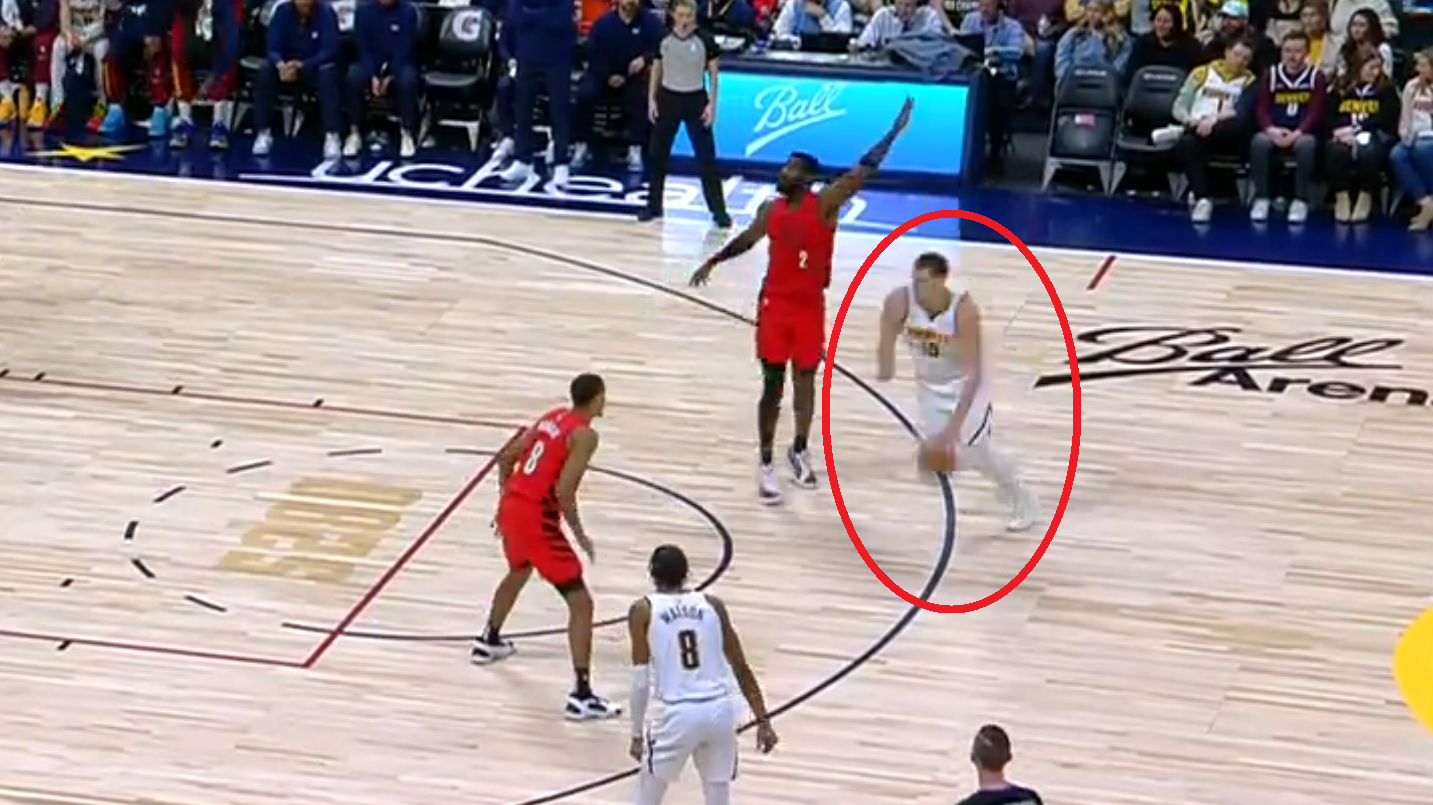 1707114902-Nikola-Jokic-i-Deandre-Ejton