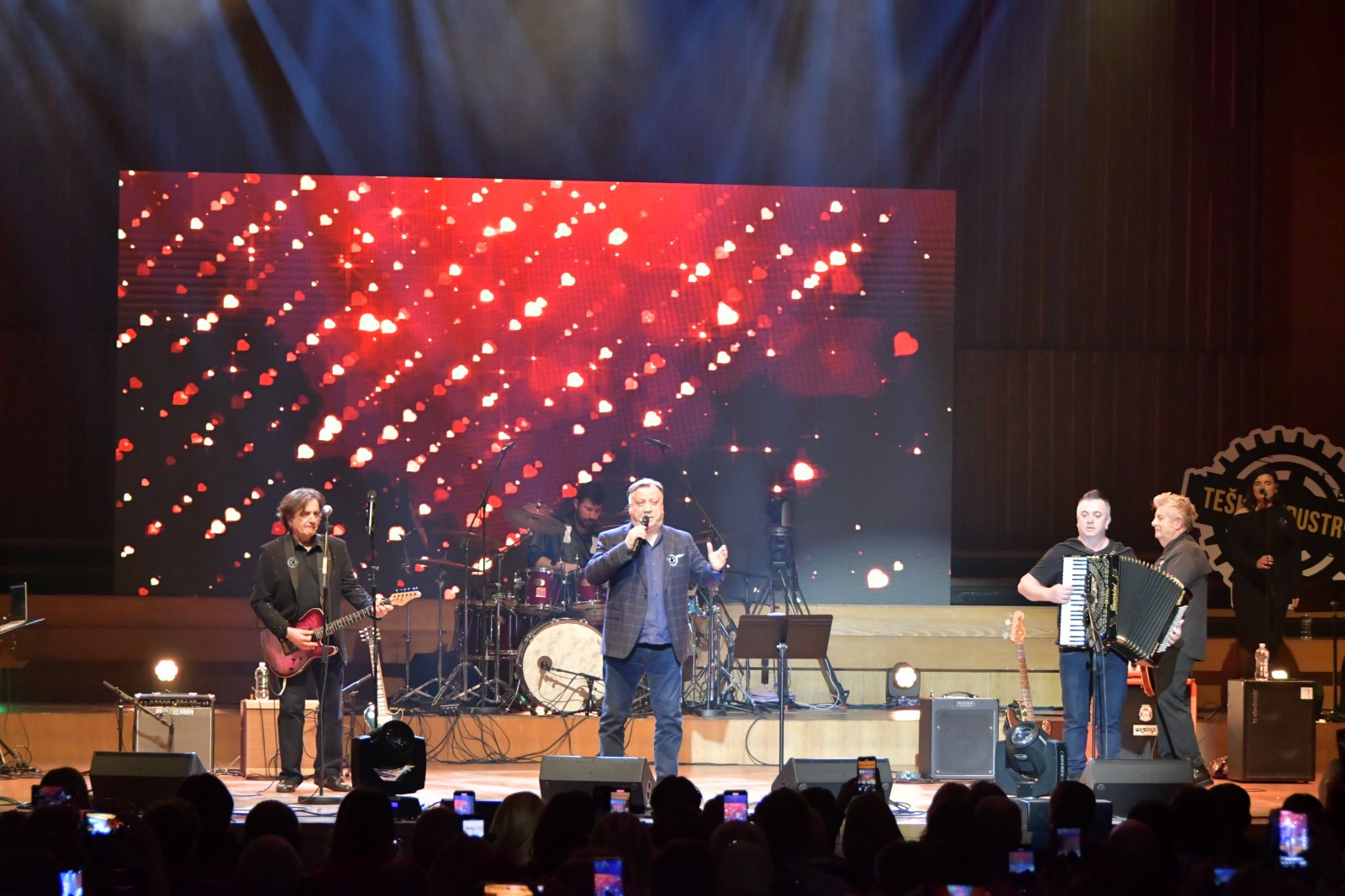 Teska industrija koncert Halid Beslic