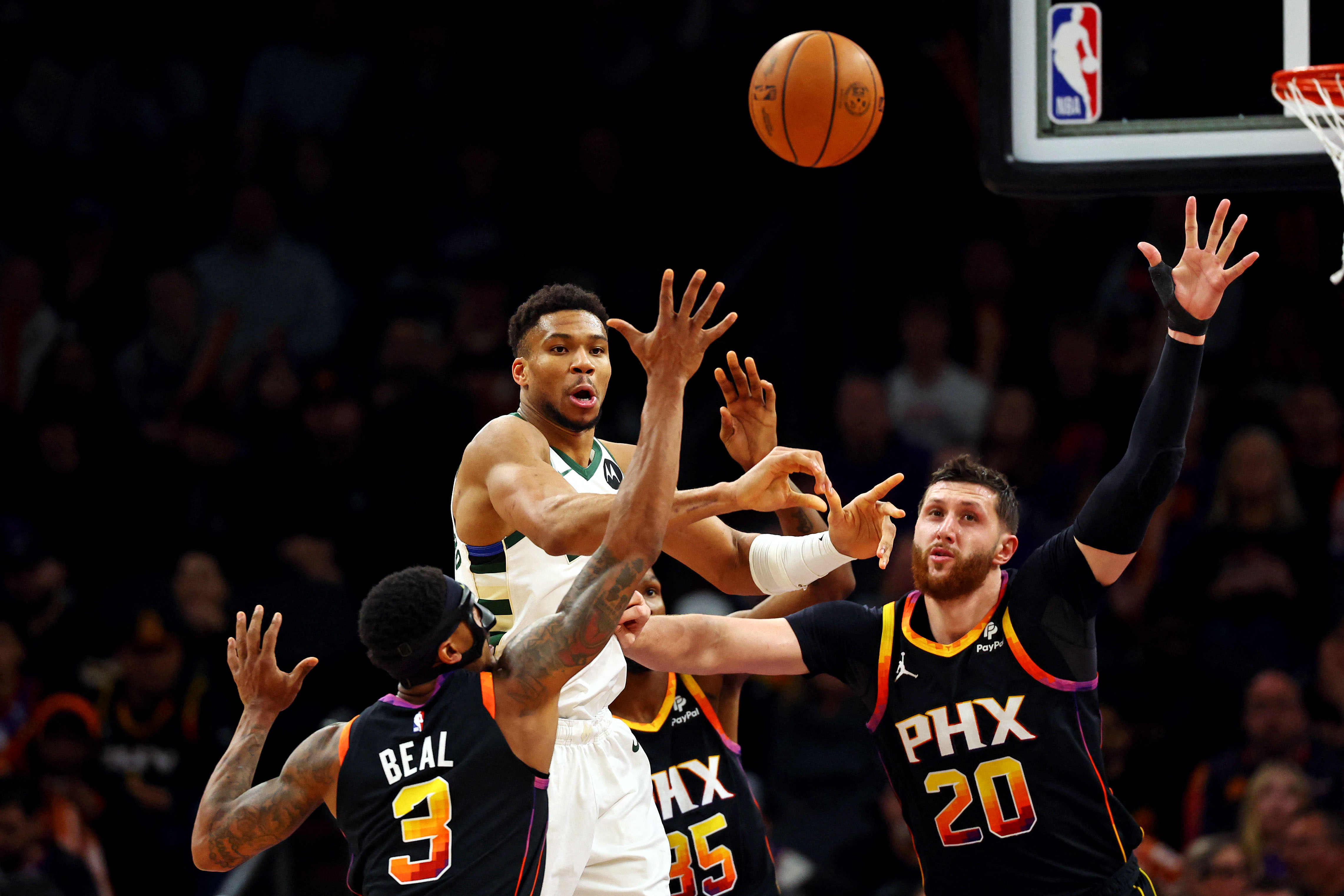 NBA: Milwaukee Bucks at Phoenix Suns