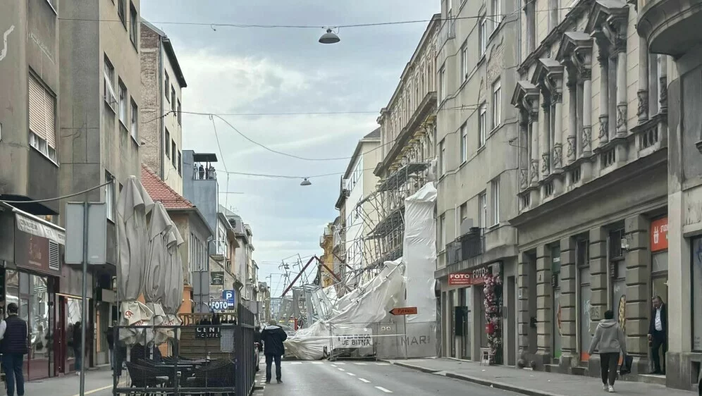 62738860-skela-u-petrinjskoj