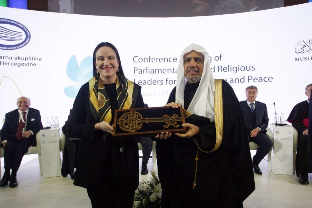 benjamina karic kljuc grad