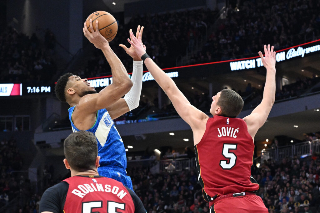 1707891596-2024-02-14T022153Z_472609320_MT1USATODAY22513776_RTRMADP_3_NBA-MIAMI-HEAT-AT-MILWAUKEE-BUCKS-1024x683.jpg