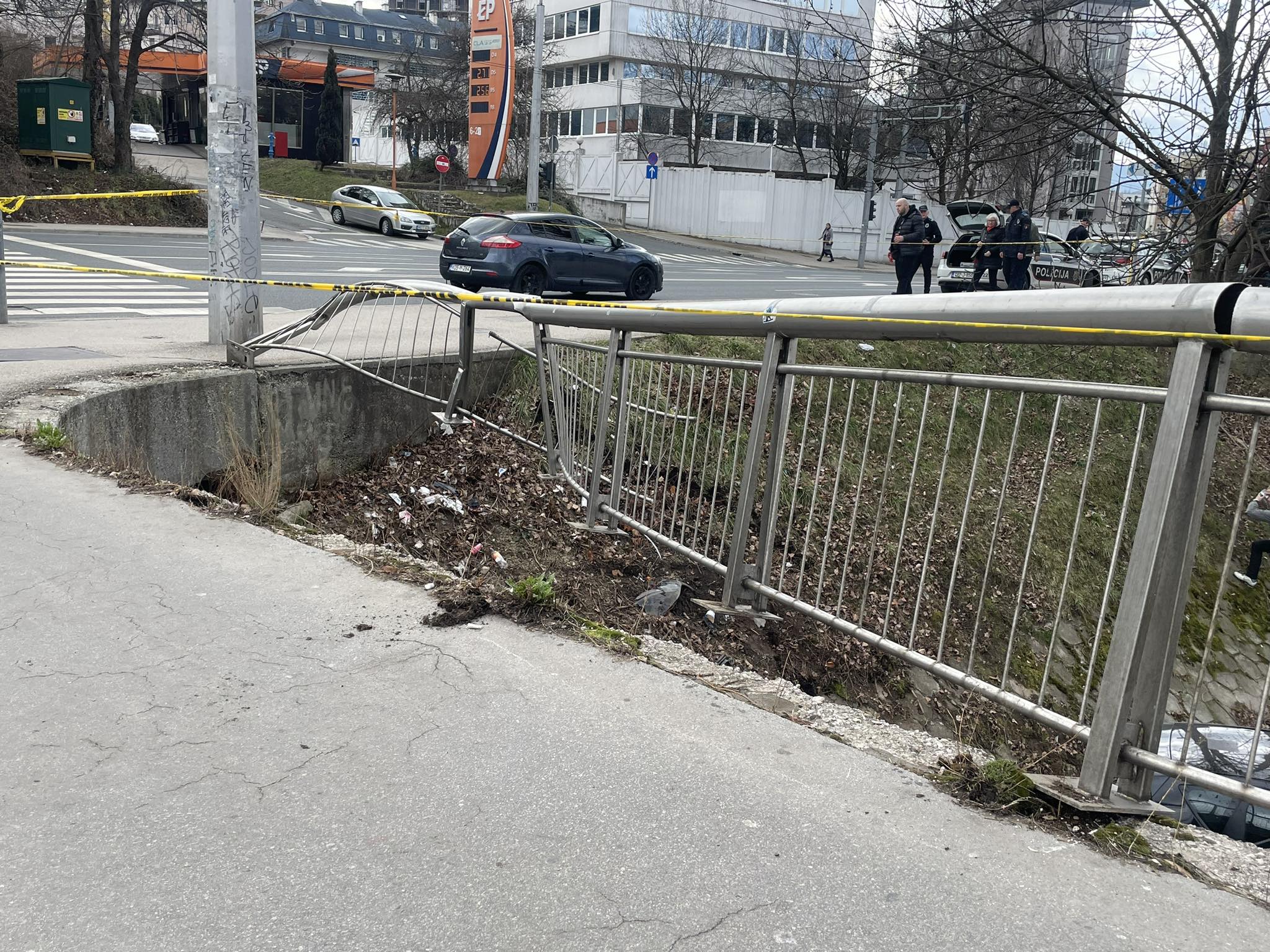 vozilo mljacka traka mup ks