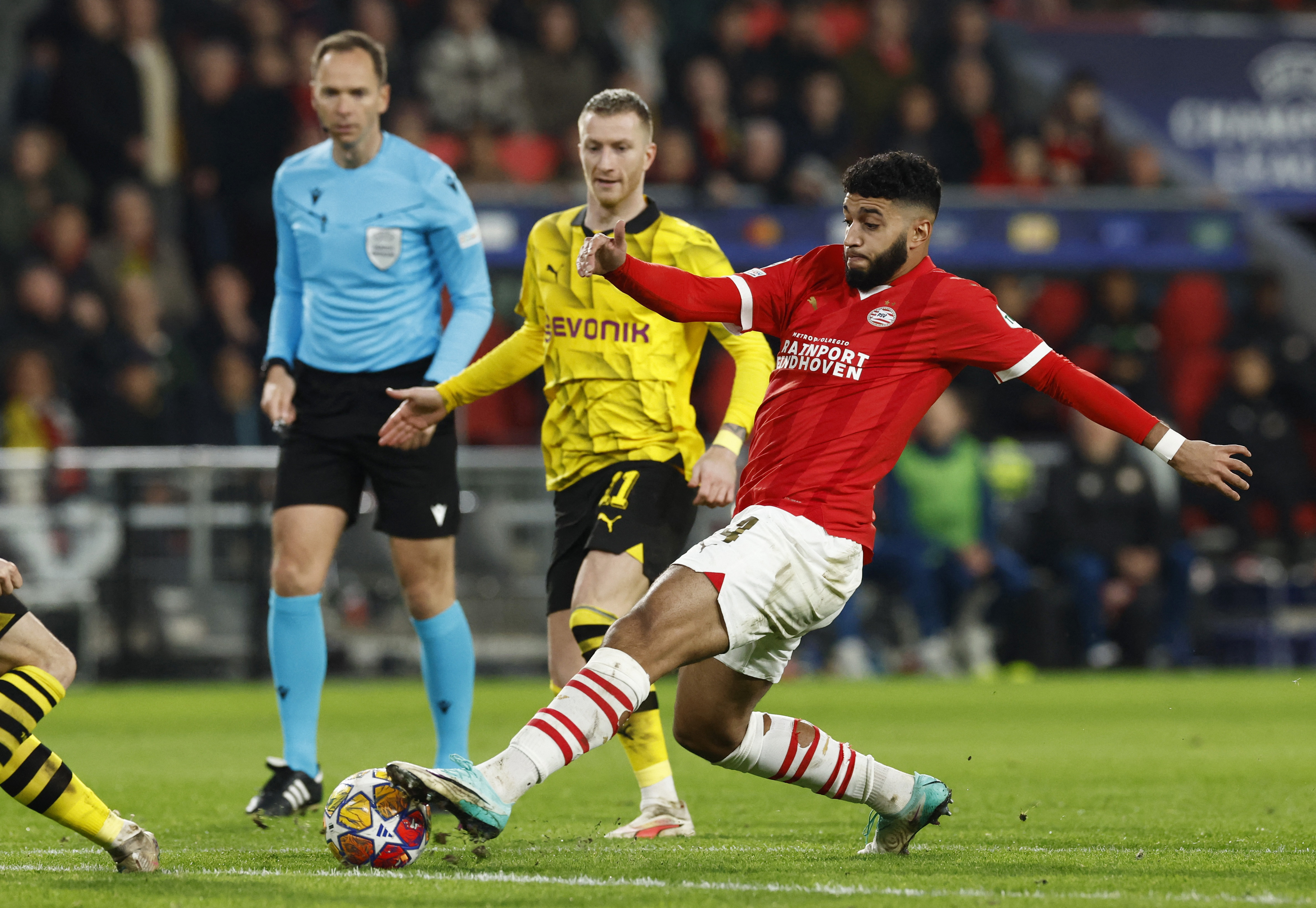 Champions League - Round of 16 - First Leg - PSV Eindhoven v Borussia Dortmund