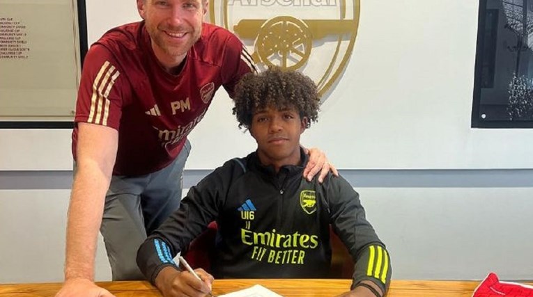 LOUIS ZEČEVIĆ-JOHN