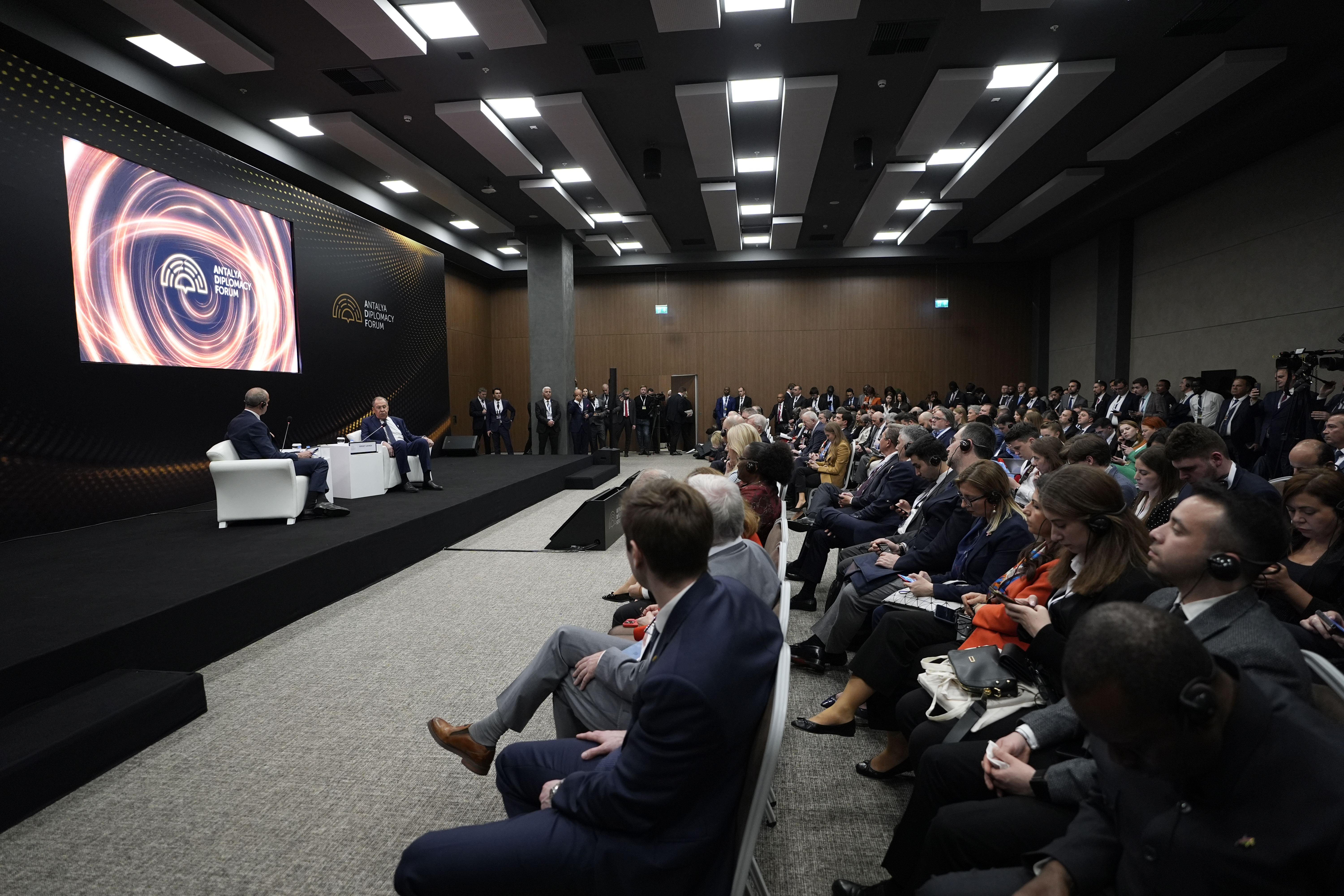 Lavrov smatra da je Evropa glavna žrtva politike pokušaja uključenja Ukrajine u NATO