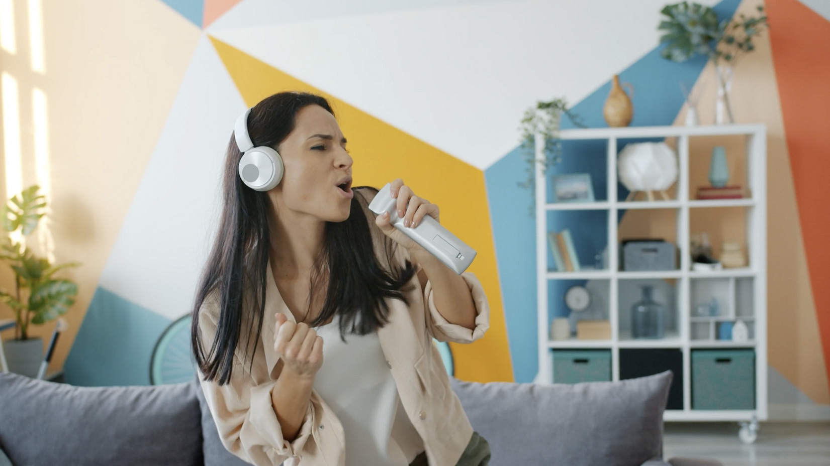 Stambeni kredit - Intesa Sanpaolo Banka - Vizual