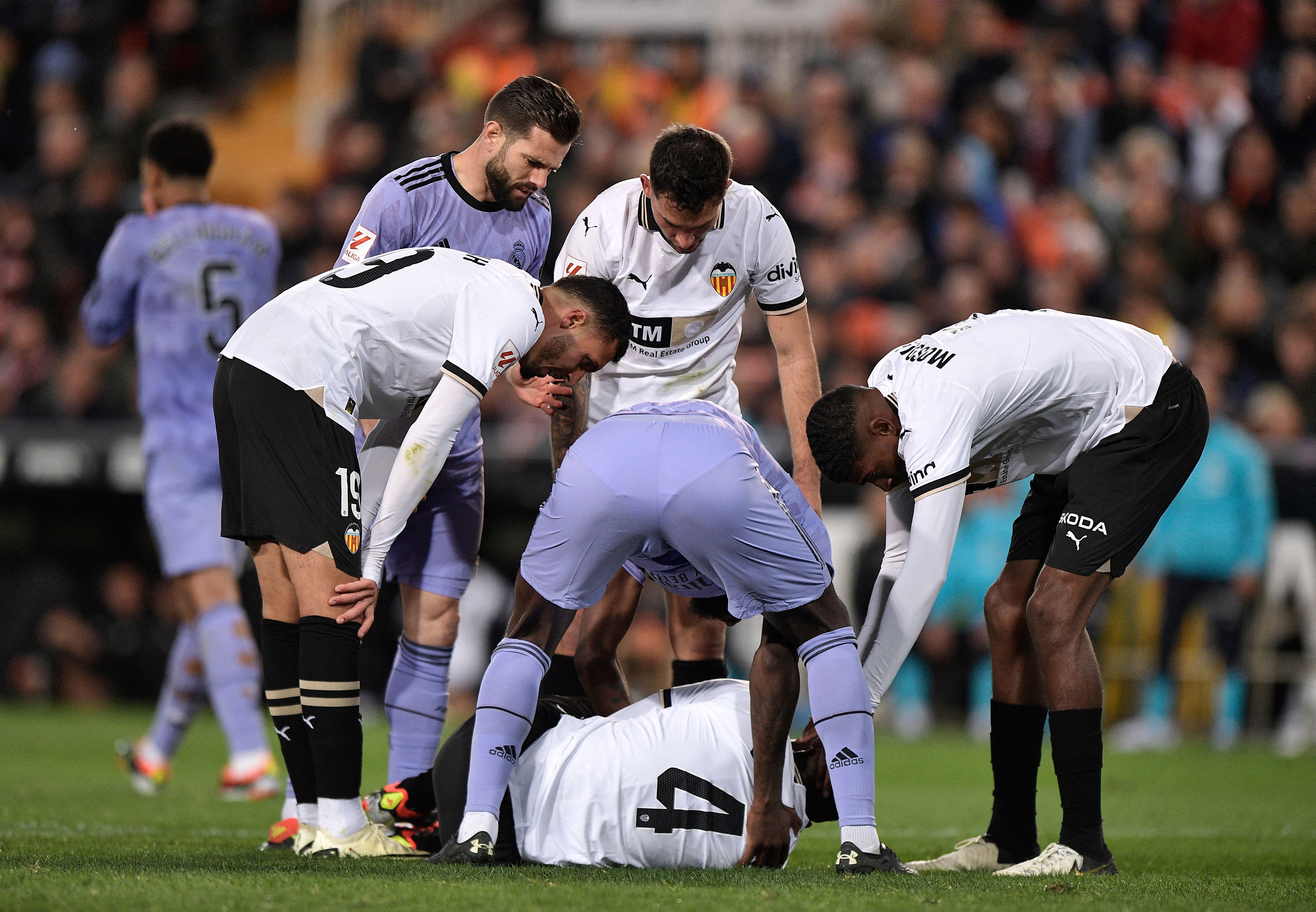 LaLiga - Valencia v Real Madrid