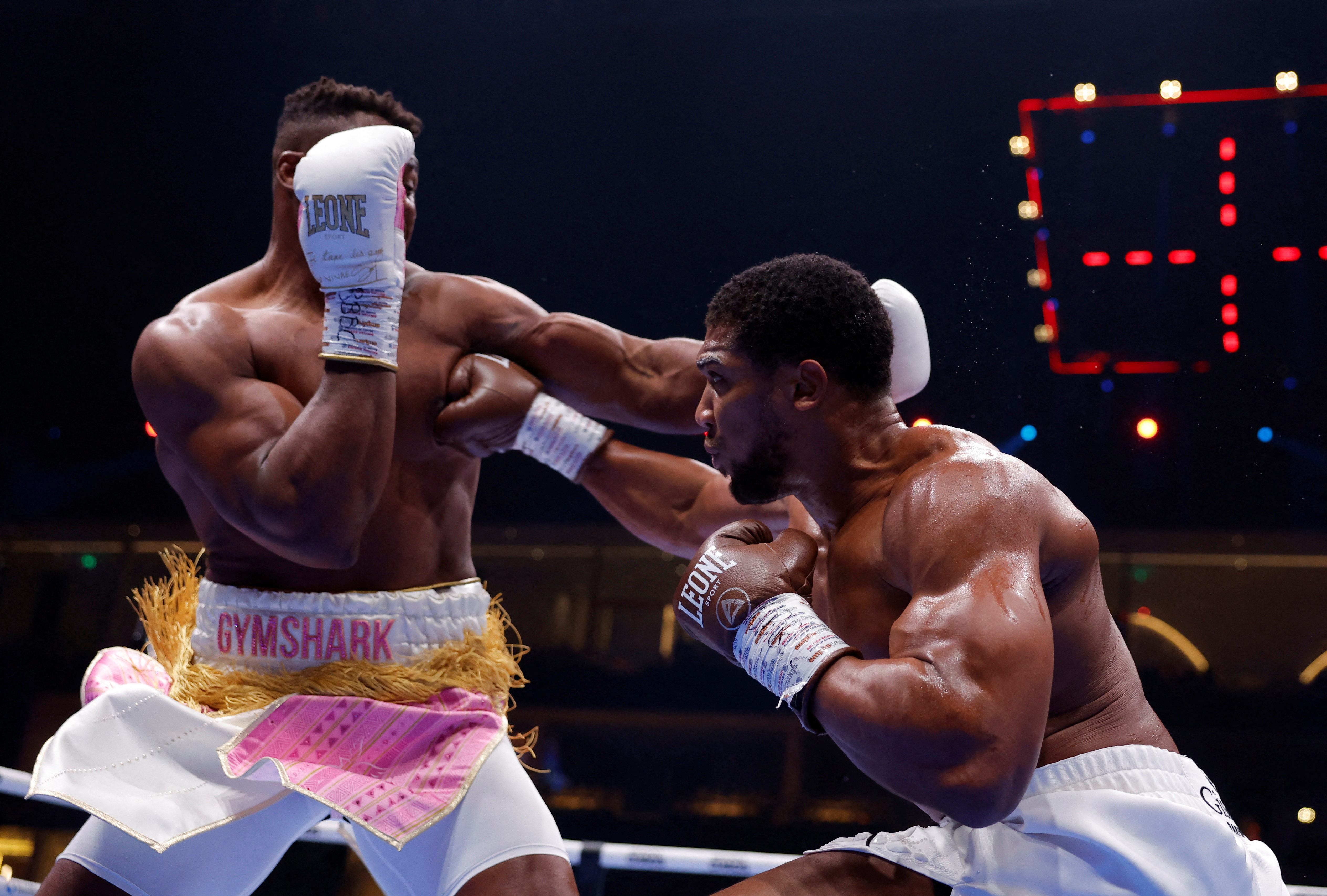 Anthony Joshua v Francis Ngannou