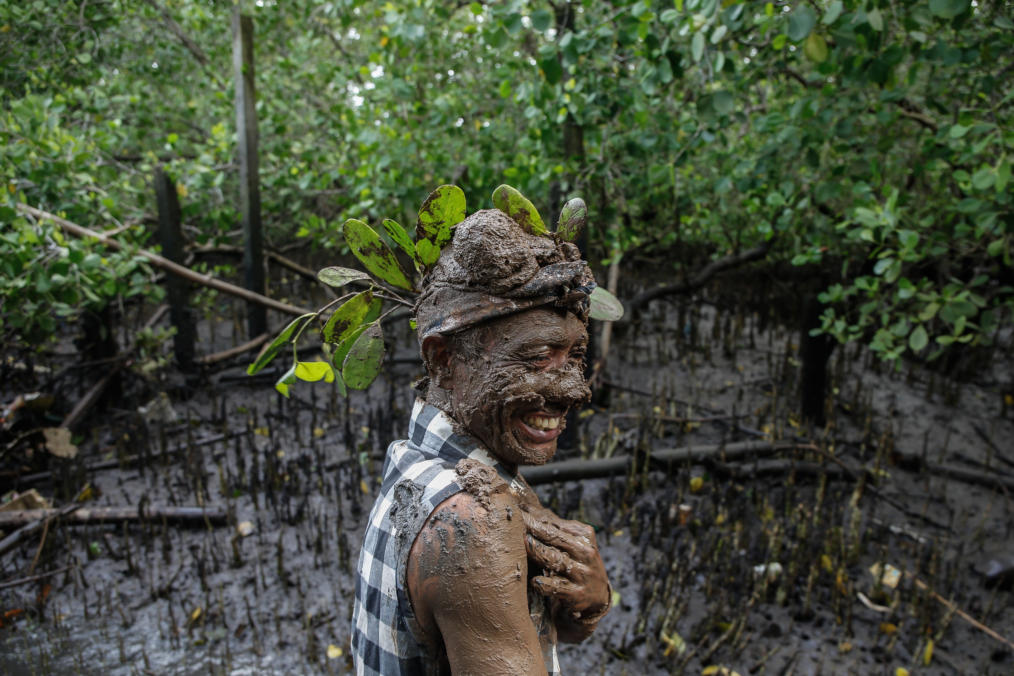 Bali: Tadicionalno kupanje u blatu
