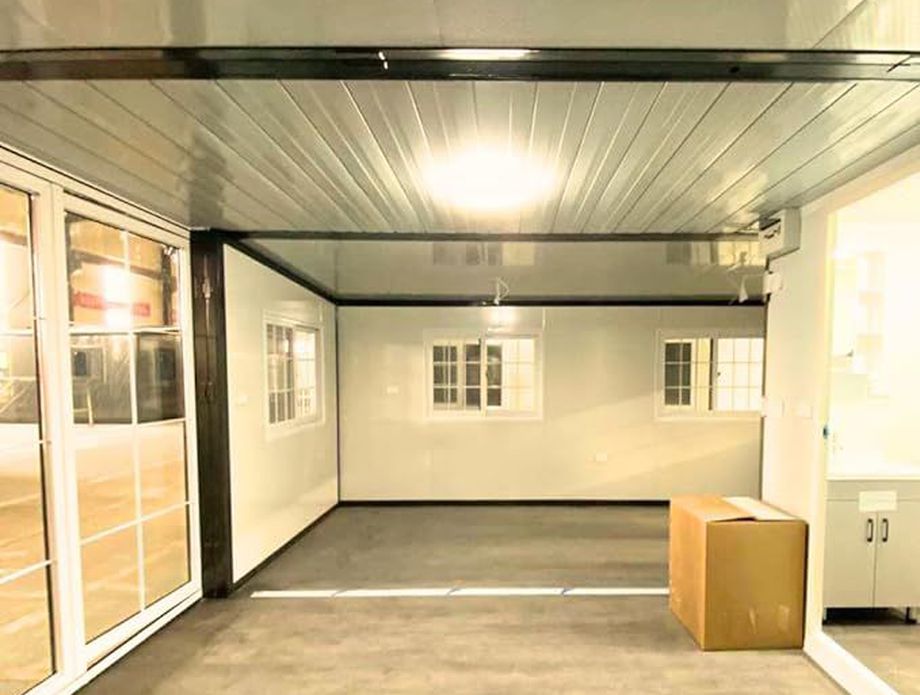 62784987-rasklopna-prijenosna-kucica-na-amazonu