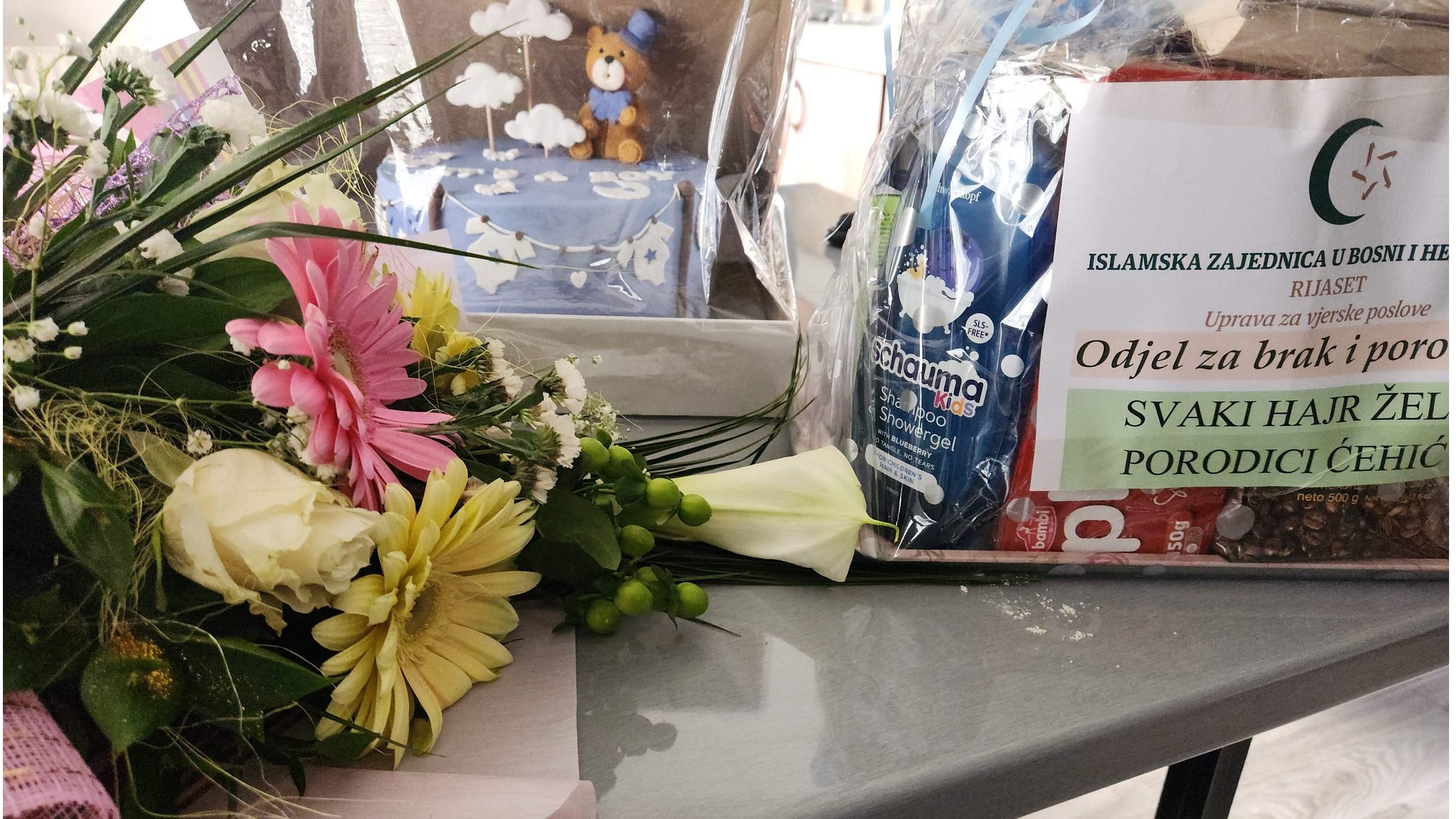 podrska-natalitetu-reisul-ulema-darovao-pet-porodica-u-bosanskoj-krajini40925