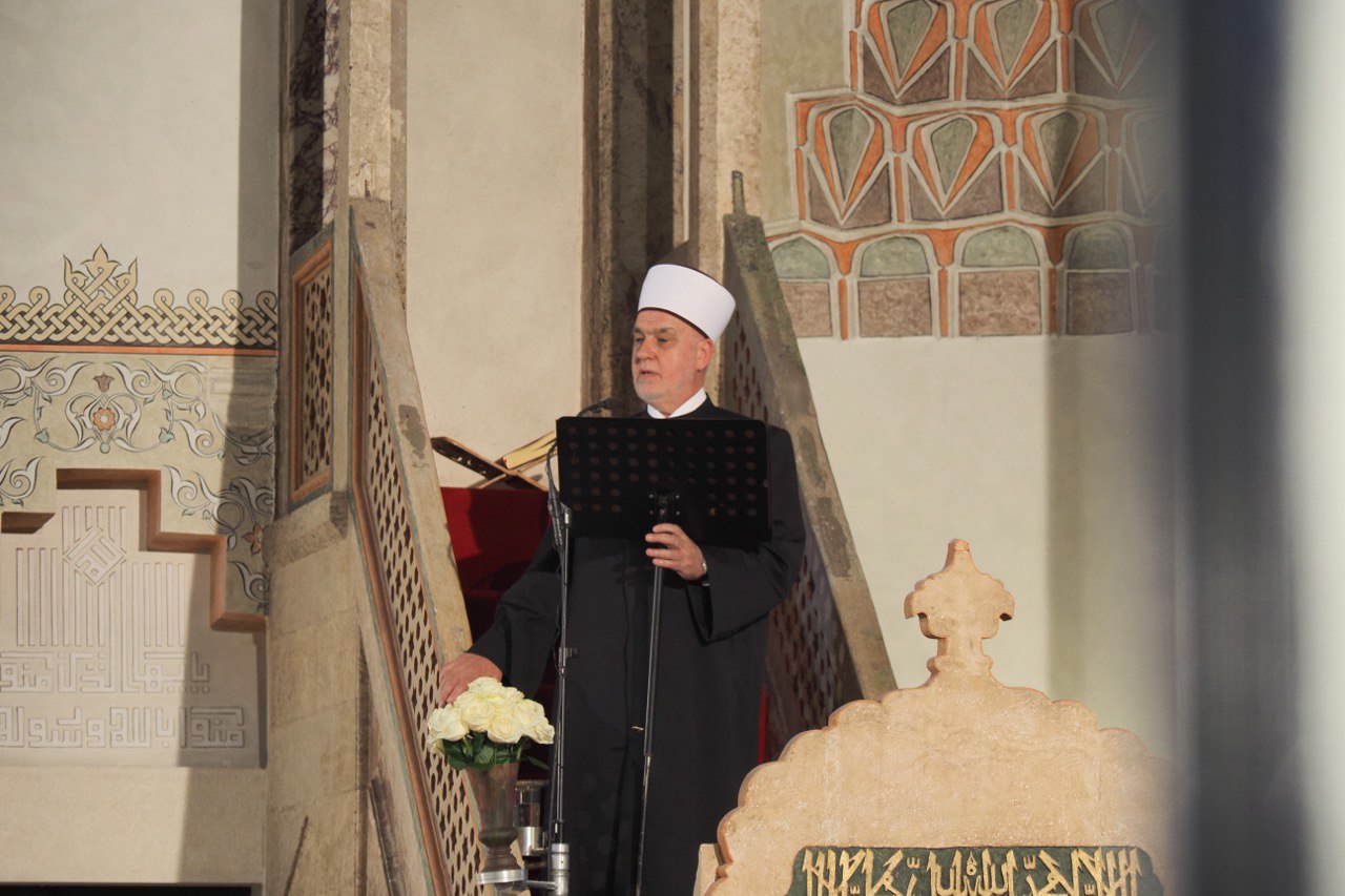 Bajramska hutba reisa Kavazovića: Snaga našeg društva ogleda se u poštivanju svačijeg prava