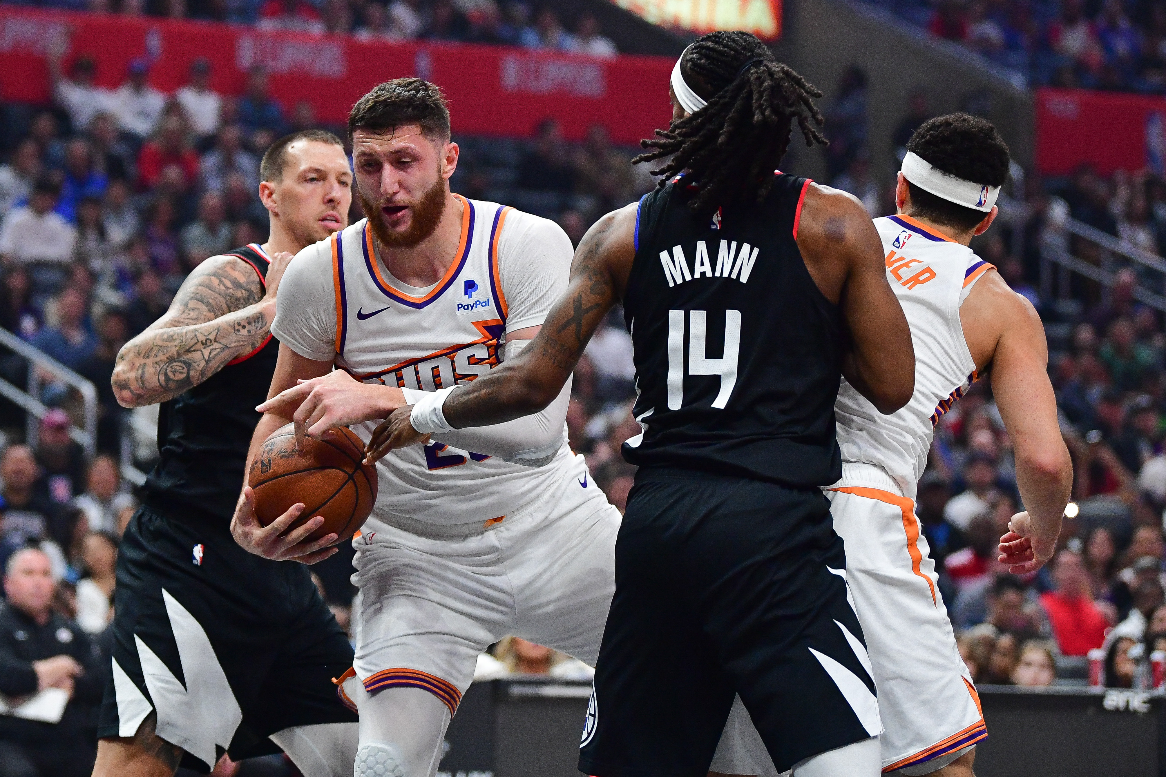 NBA: Phoenix Suns at Los Angeles Clippers