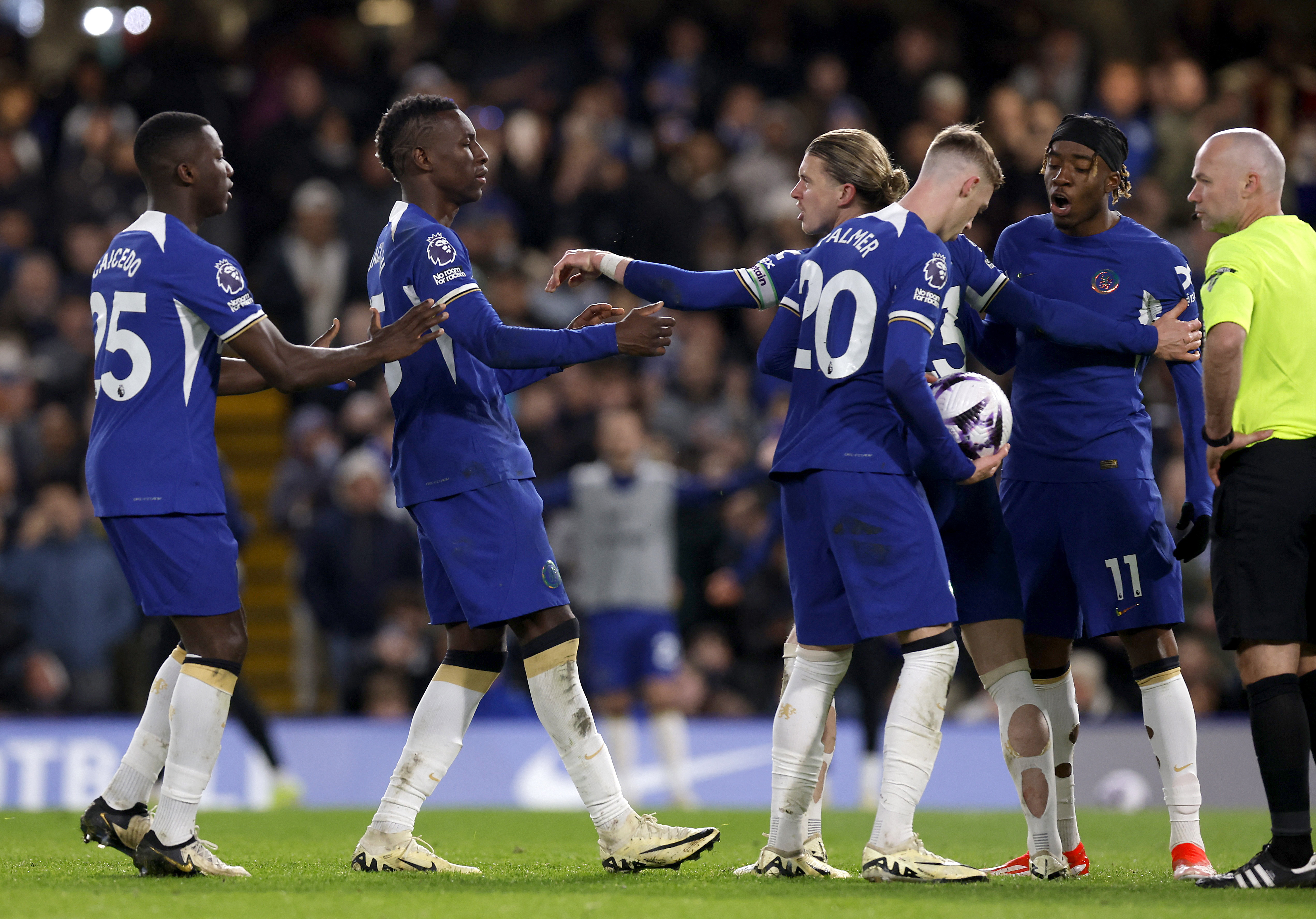 Premier League - Chelsea v Everton