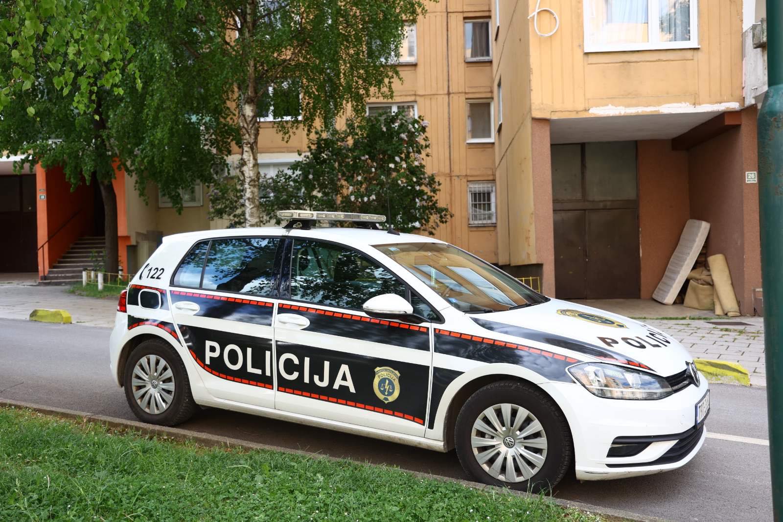 policija
