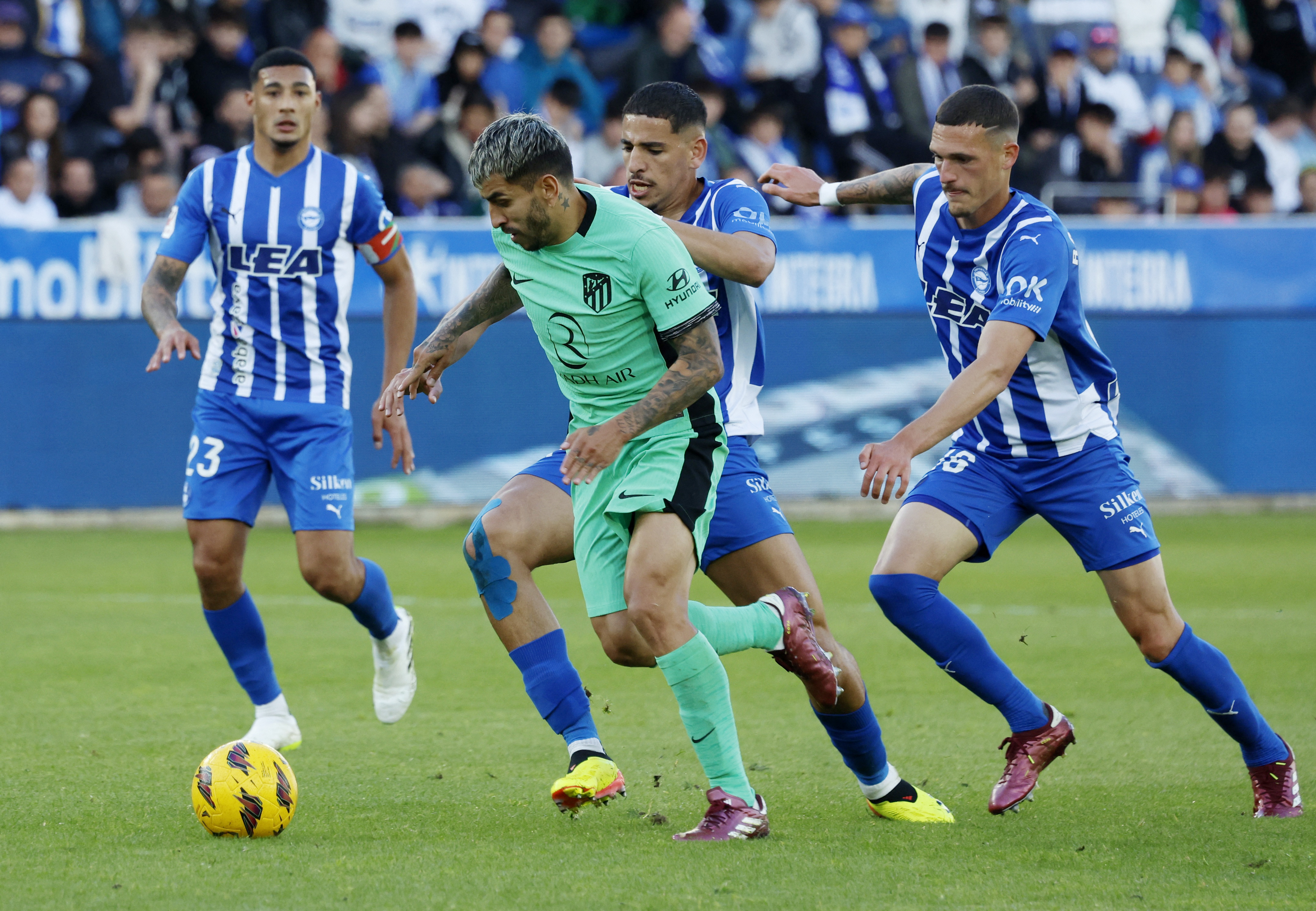 LaLiga - Deportivo Alaves v Atletico Madrid