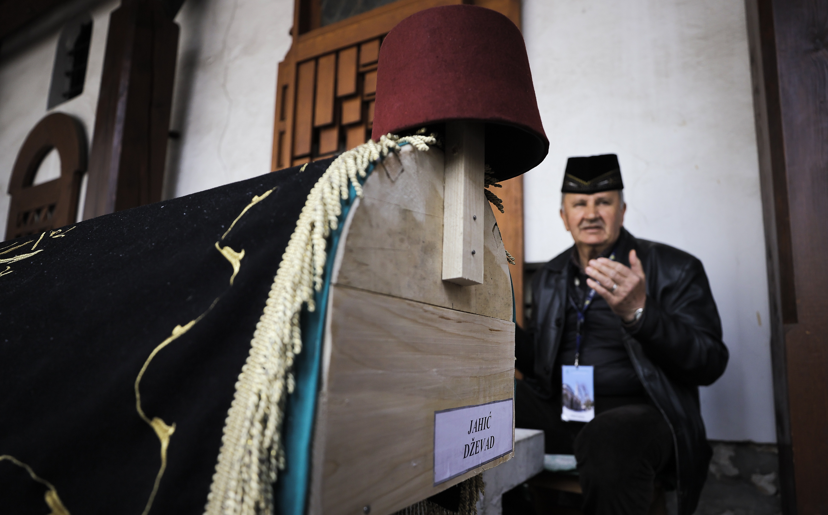 Sarajevo: U haremu Begove džamije klanjana dženaza akademiku Dževadu Jahiću